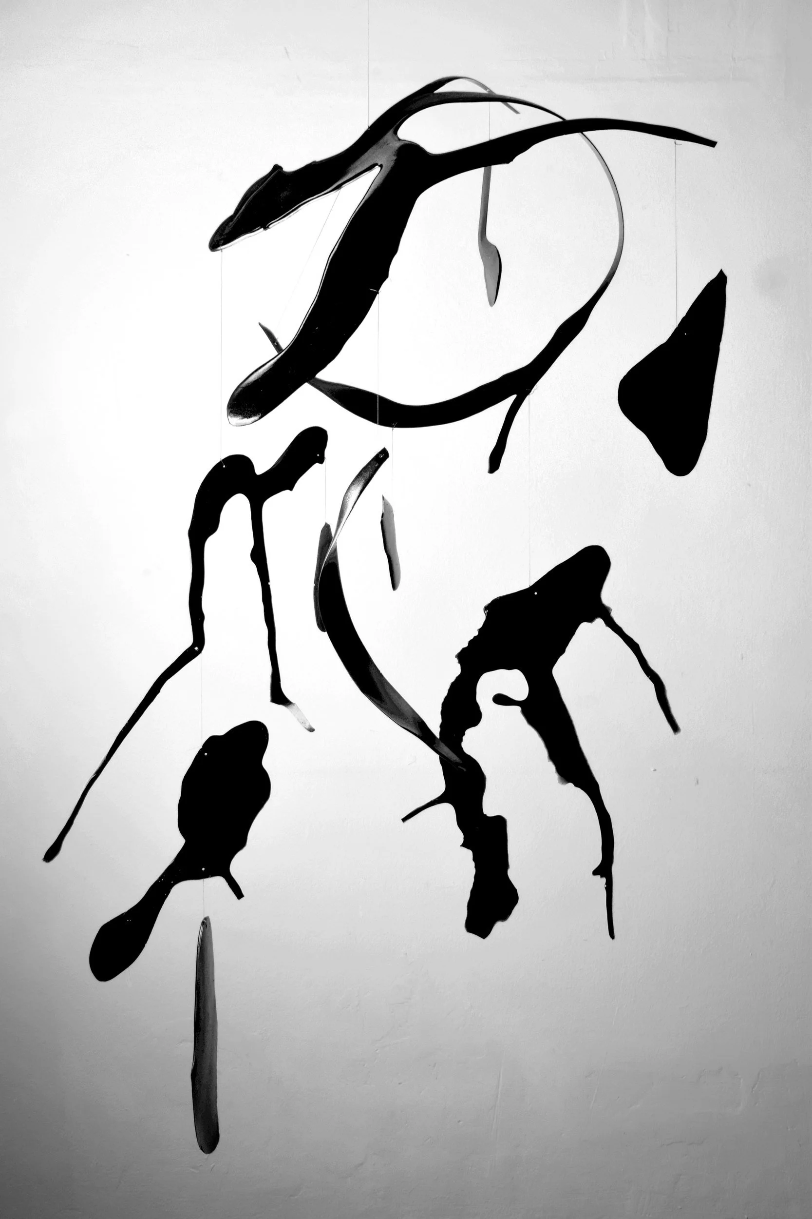 Móviles en blanco y negro