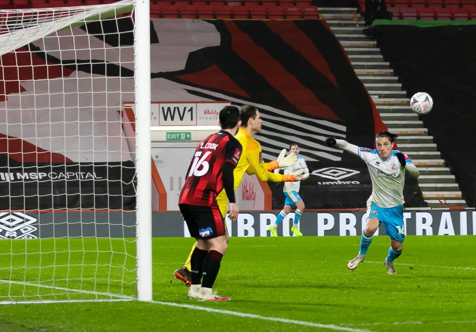 Crawley-Town-vs-Bournemouth-26-01-202133776.jpg