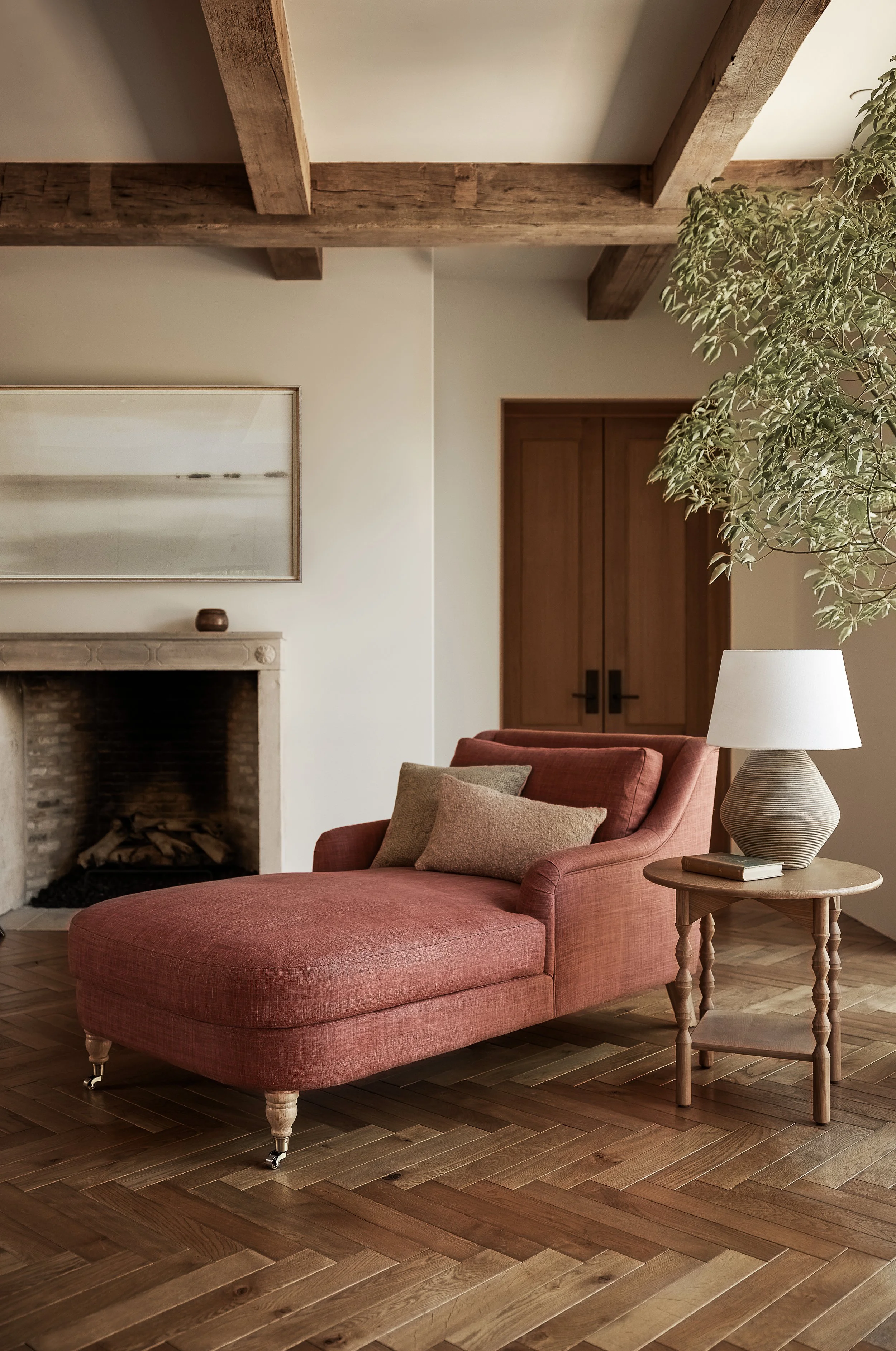 Chaise Vignette_18237.jpg