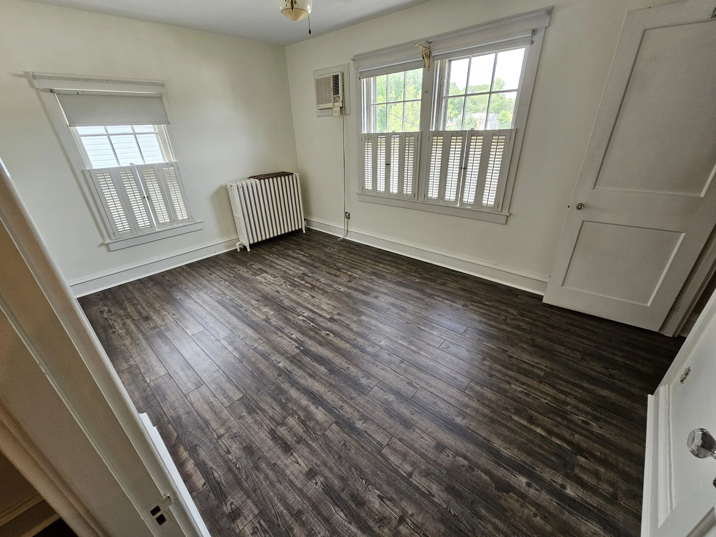 Luxury Vinyl Plank - Hamburg, PA