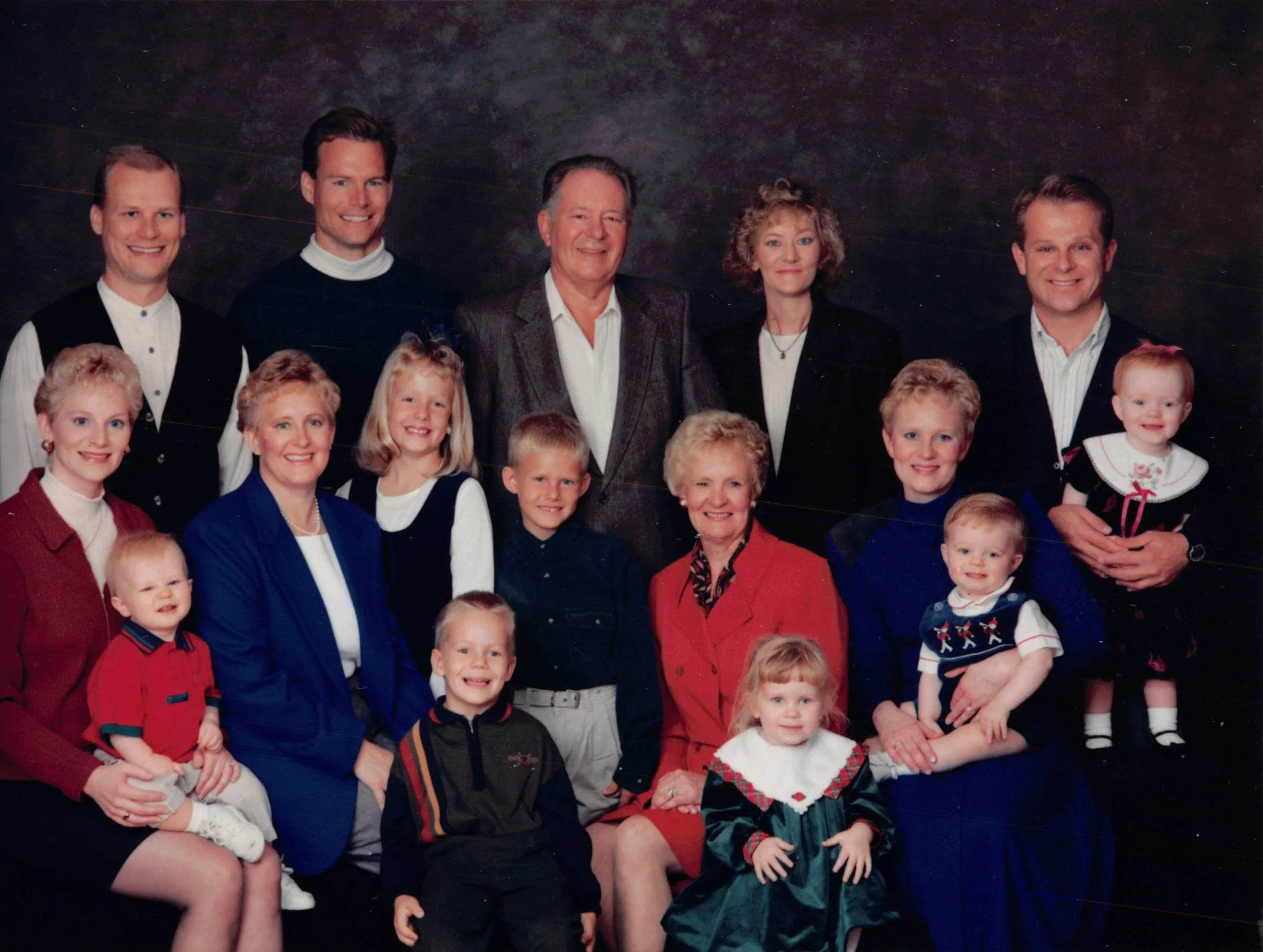 1997 - Front (kids): Grant Eggan, Dane Jensen, Amanda Webster, Jacob Webster. Middle (adults sitting): Leslie Eggan; Louise, Andrea & Travis Jensen; JoeAnn Geiger; Laura Webster.
Back (standing: Steve Eggan, Greg Jensen, Harley Geiger, Linnea Geiger,