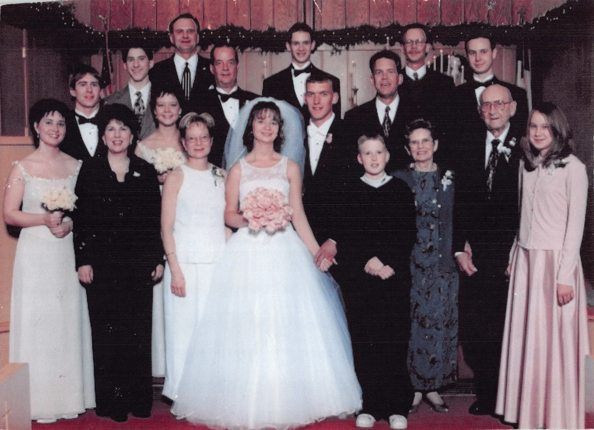 1999 - Bjorn & Wanda Hall family at Kate & Preston Spoonland's wedding.