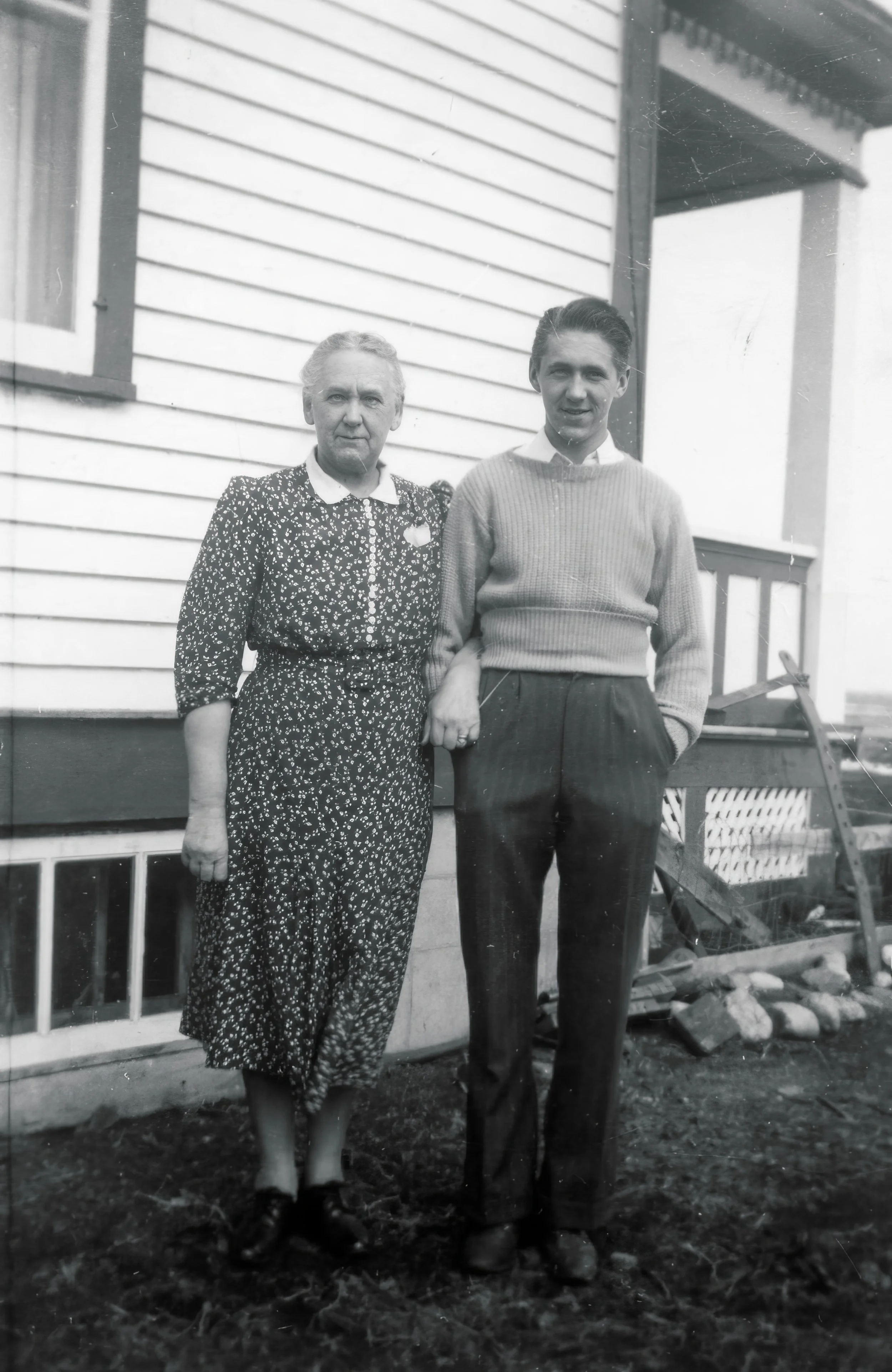 1942 - Hosa & John Hall.