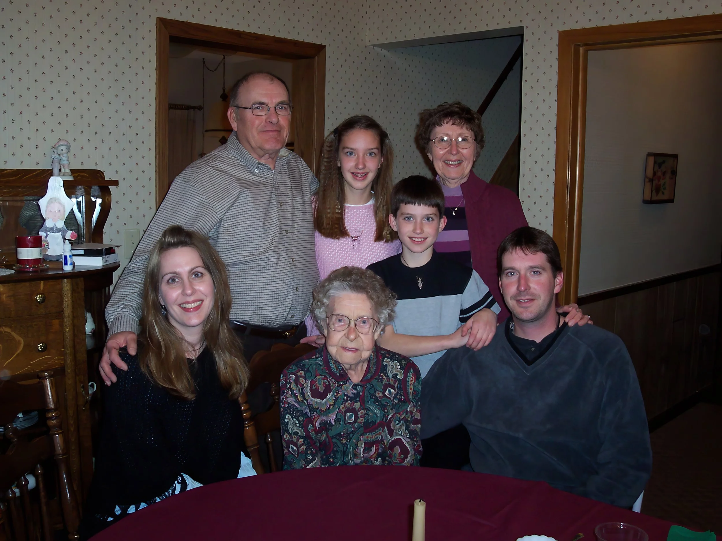 2000s - Front: MeLea Grabinger, Mae Meier, Kyle Hegre. Back: Don, McAyla, Tanner, & Marilyn Hegre.