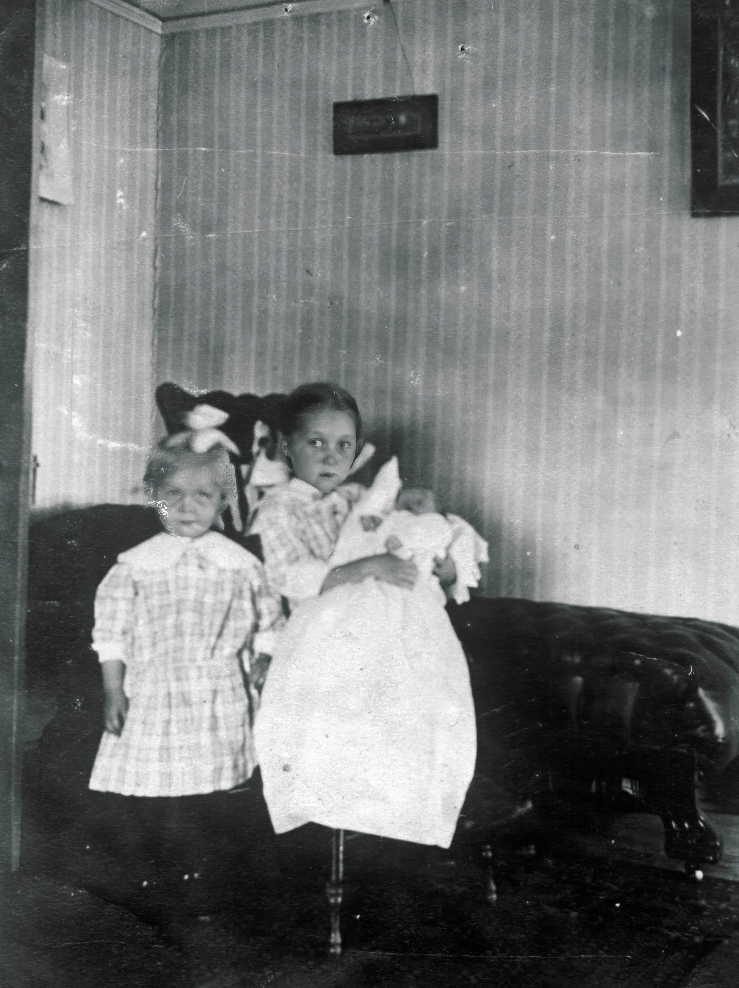 1910s - Rose Hall, [others unknown].