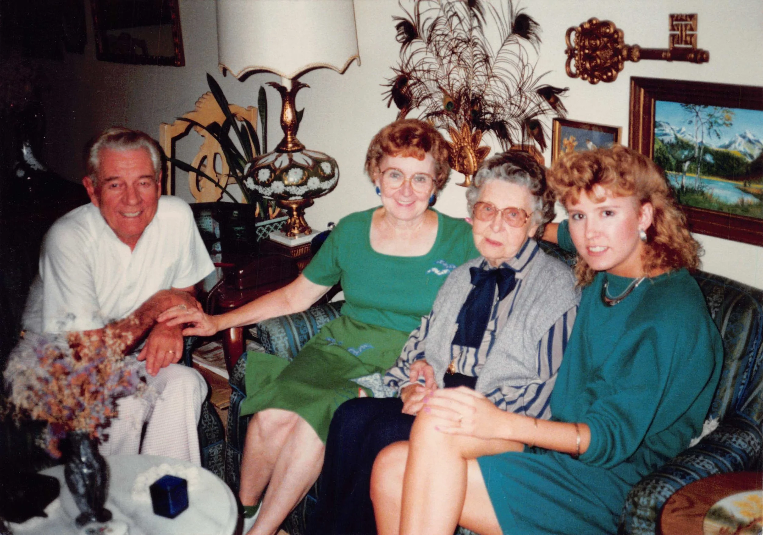 1985 - Steve & Lillian Helgason, Mae Meier, Rondee Boe.