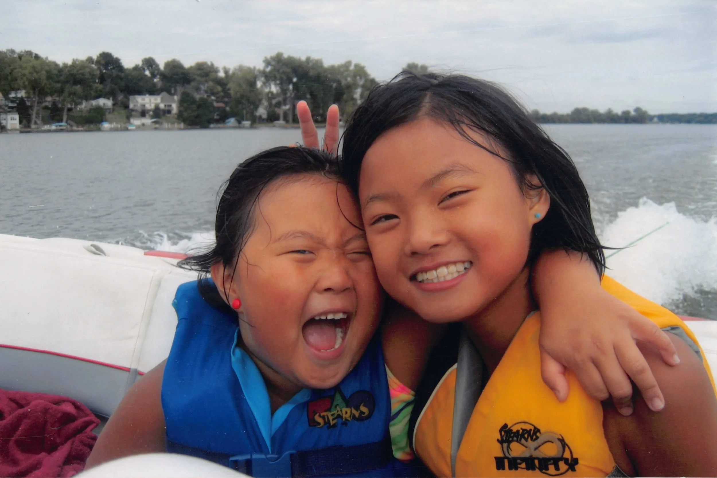 2004 - Chloe & Leah Swenson.