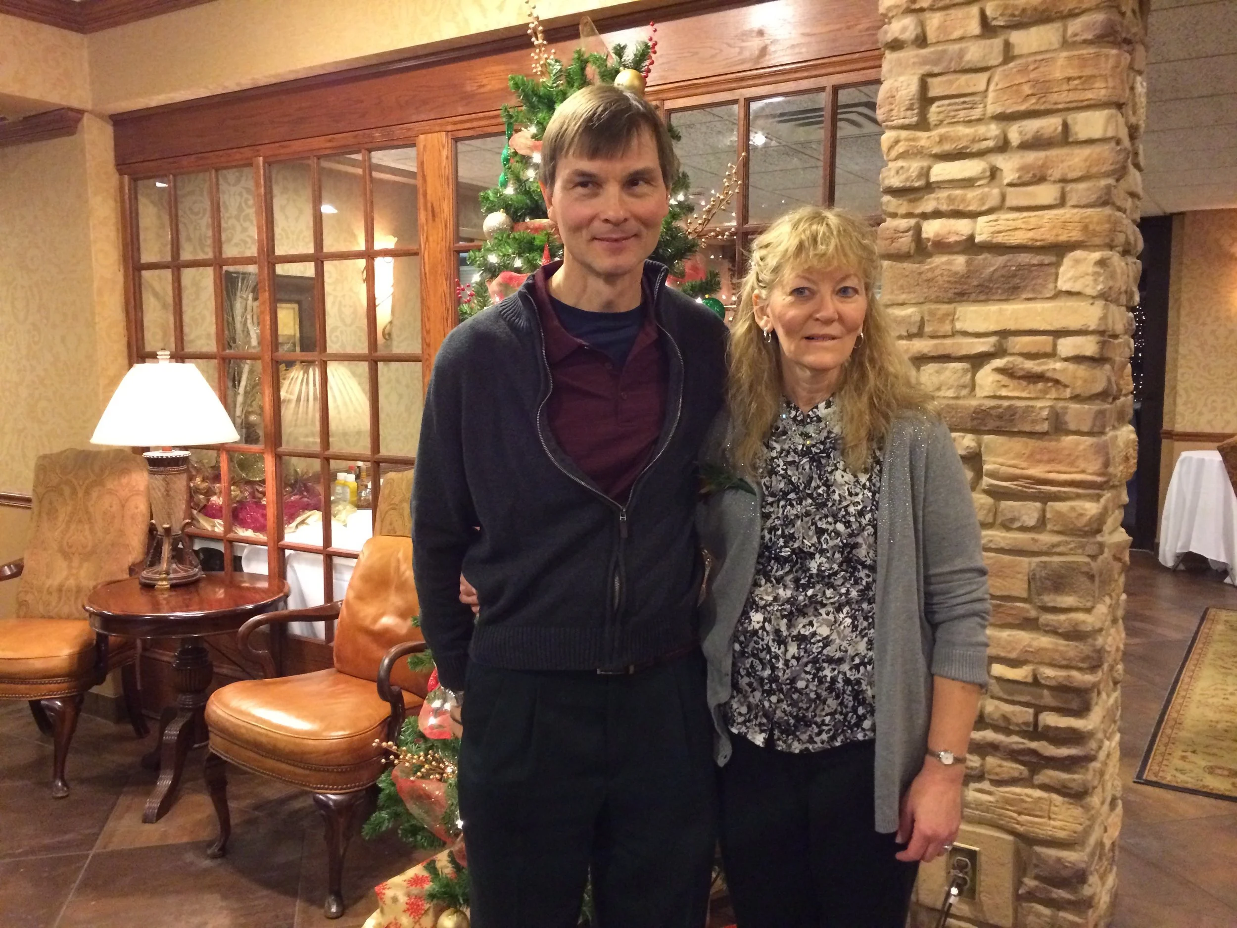 2017 - Lester & Linnea Hill.