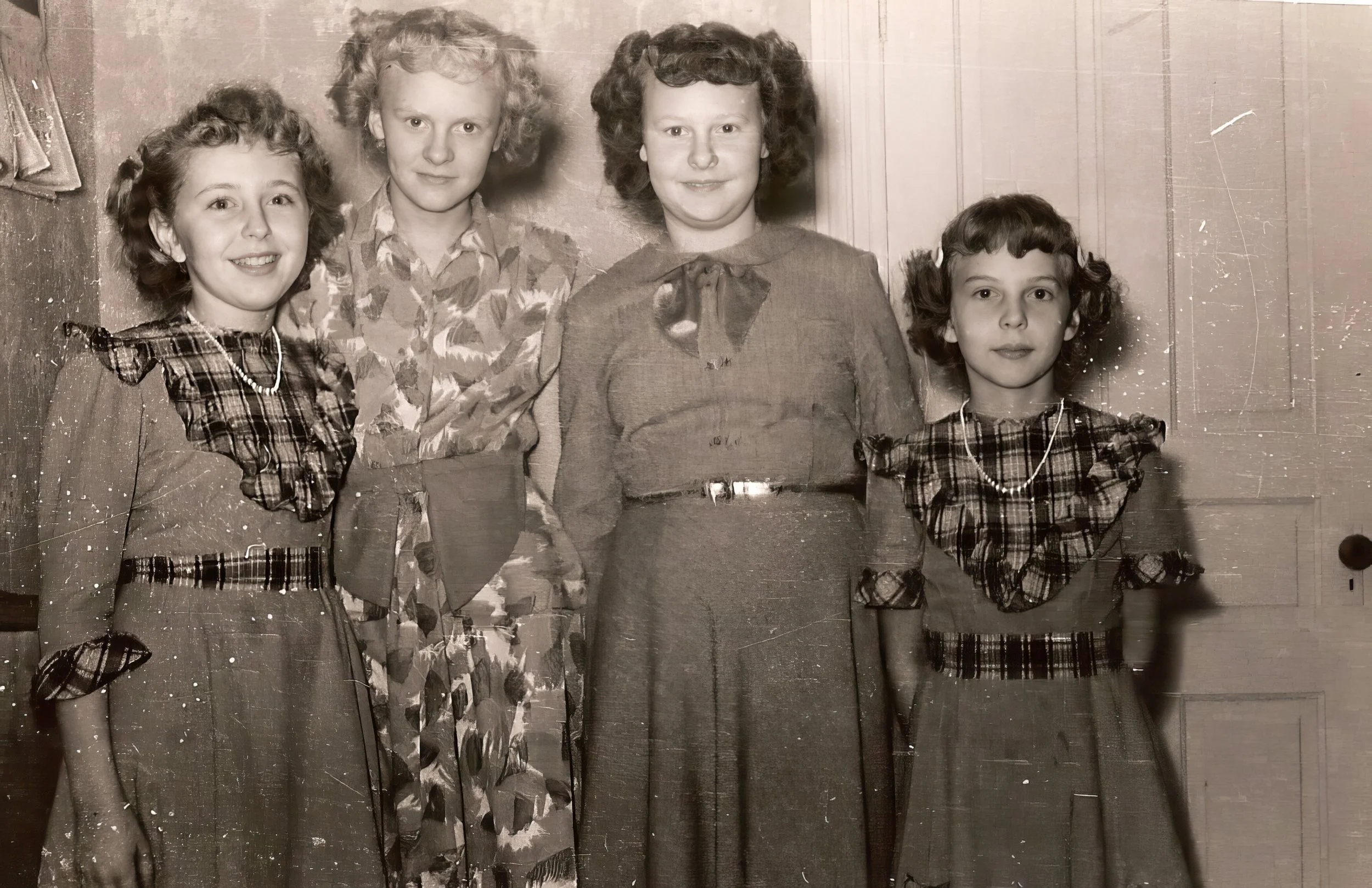 1948 - Marilyn Meier, JoeAnn & Pauline Johnson, Gladys Meier.