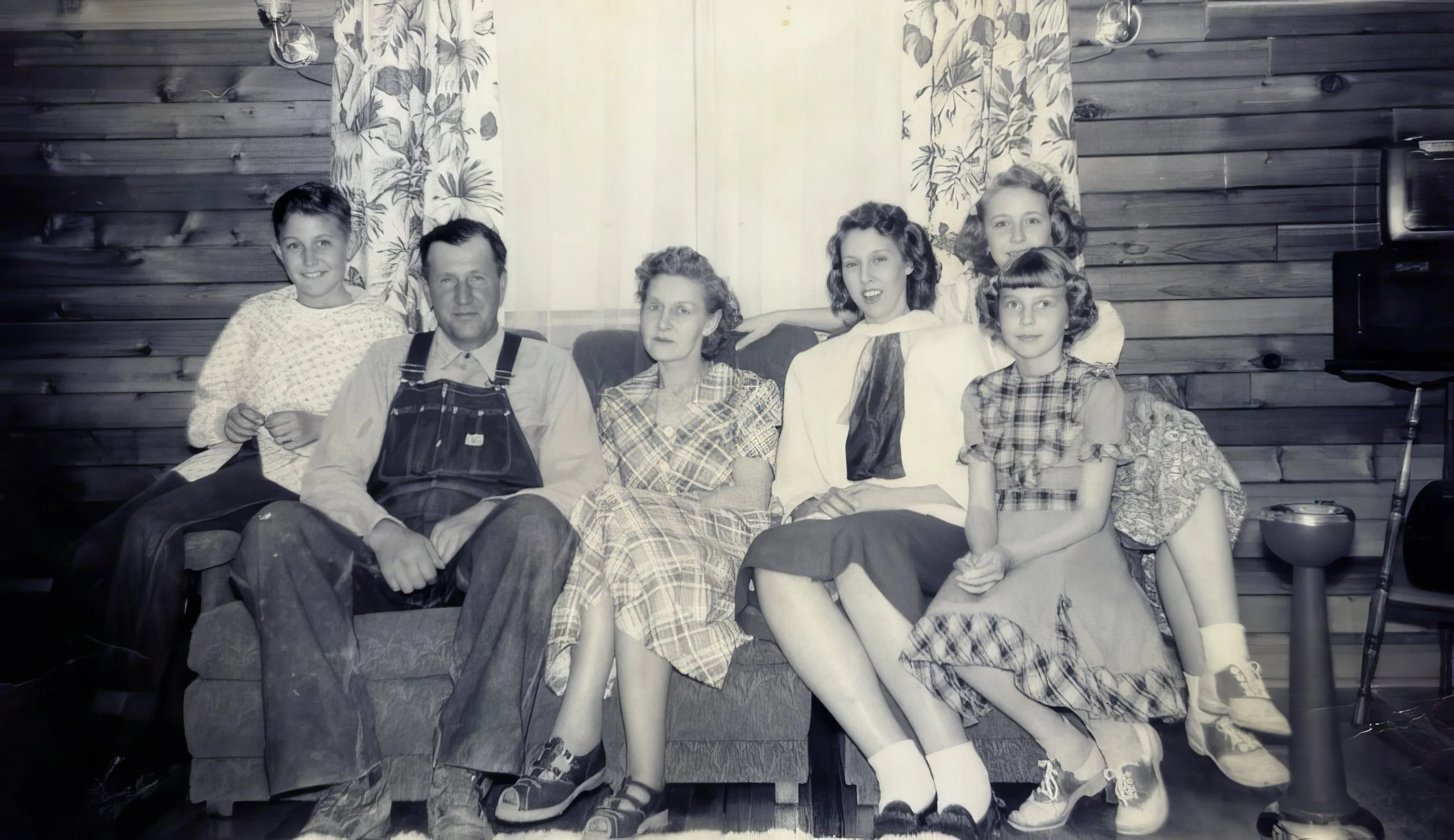 1950s - Marvin, Louis, Mae, Dodie, Marilyn, & Gladys Meier.