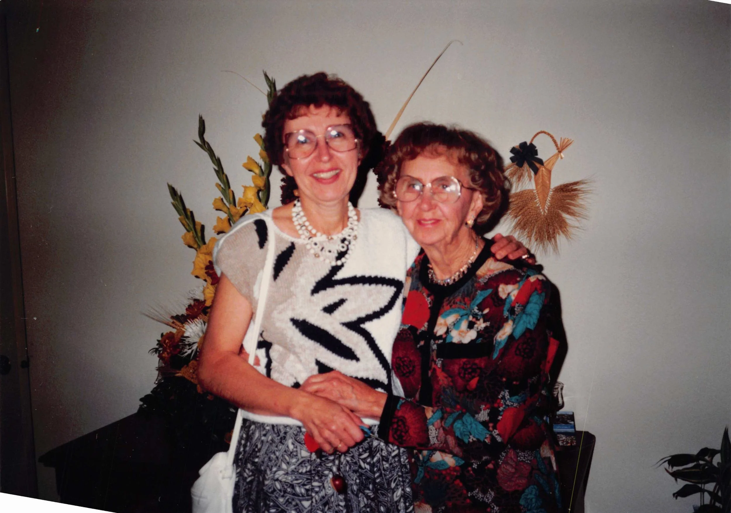 1989 - Marilyn Hegre & Rose Bolstad.