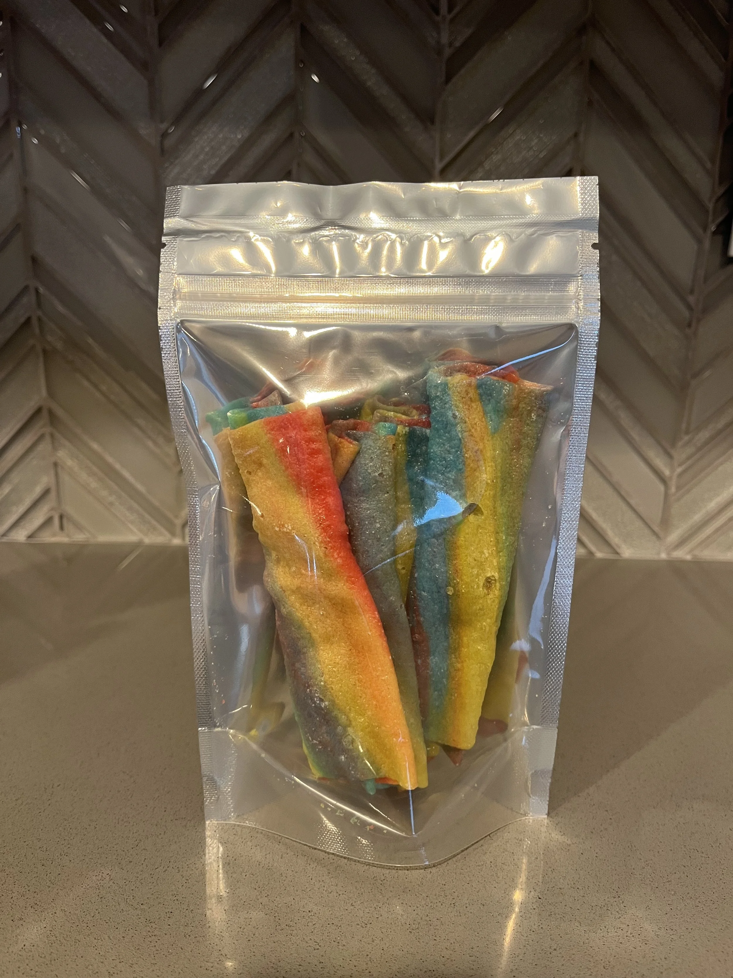 Tie-Dye Fruit Roll-Ups. 4 Pieces.