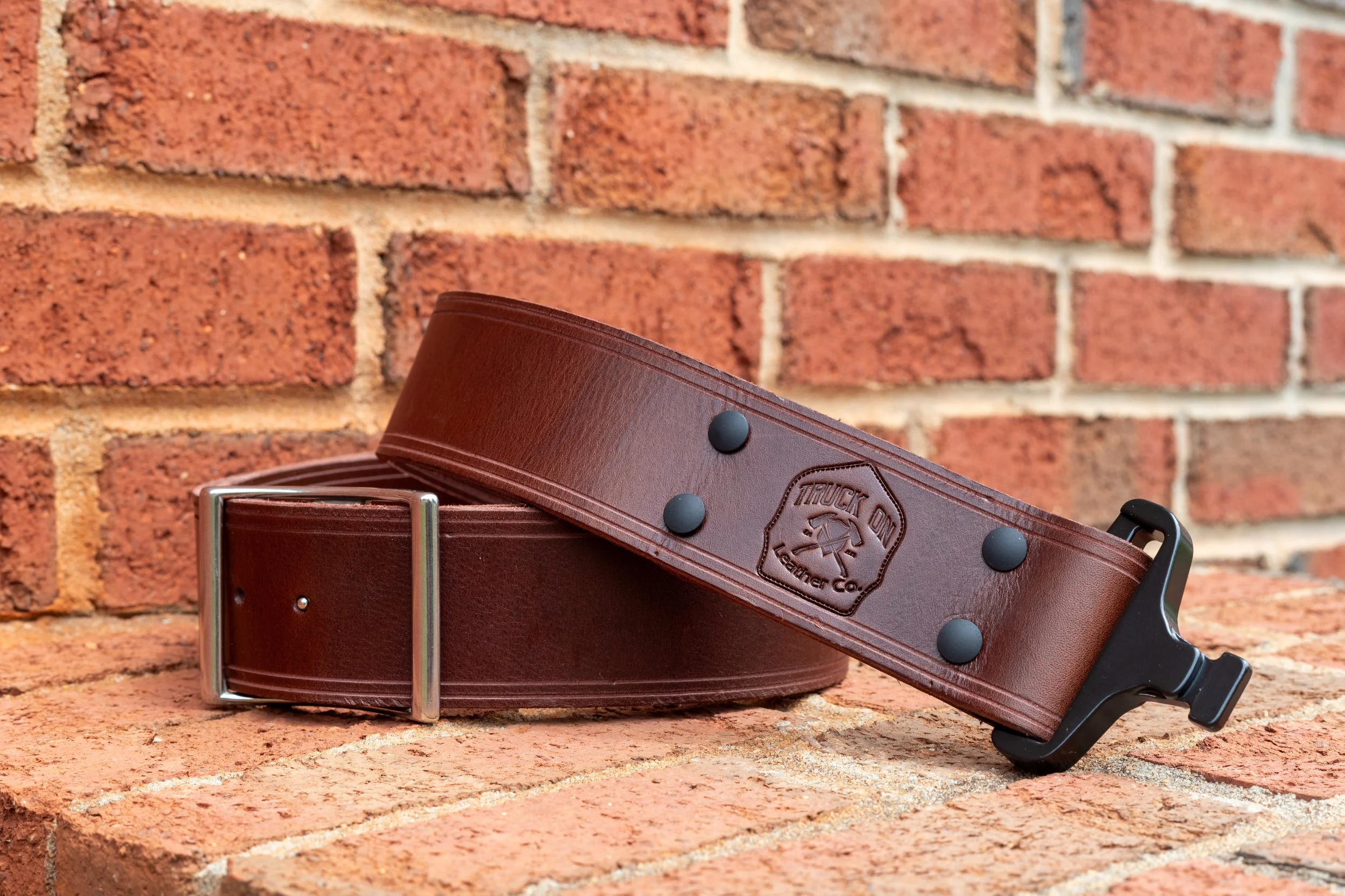 Turnout Belt Twist.jpg