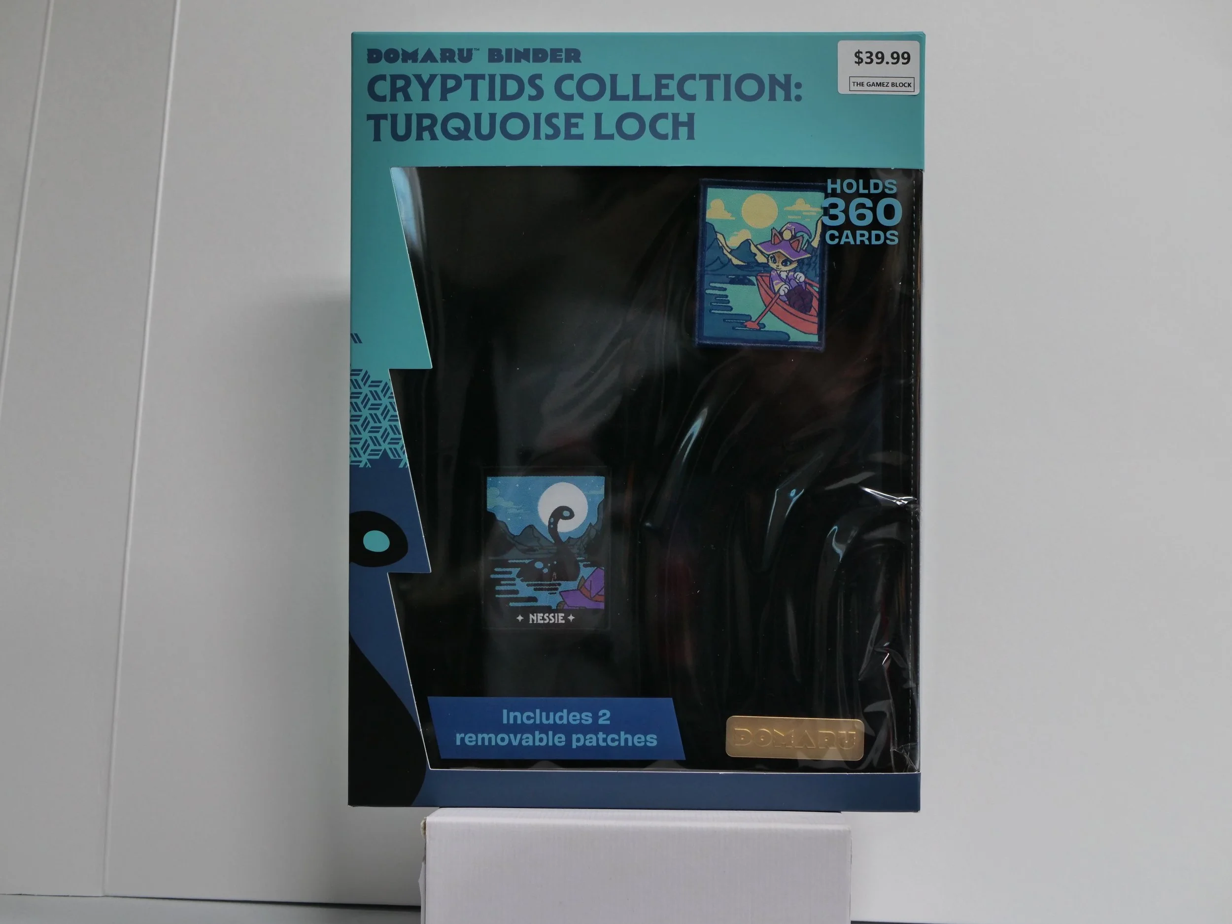 Domaru Binder Cryptids Collection Turquoise Loch Card Binder