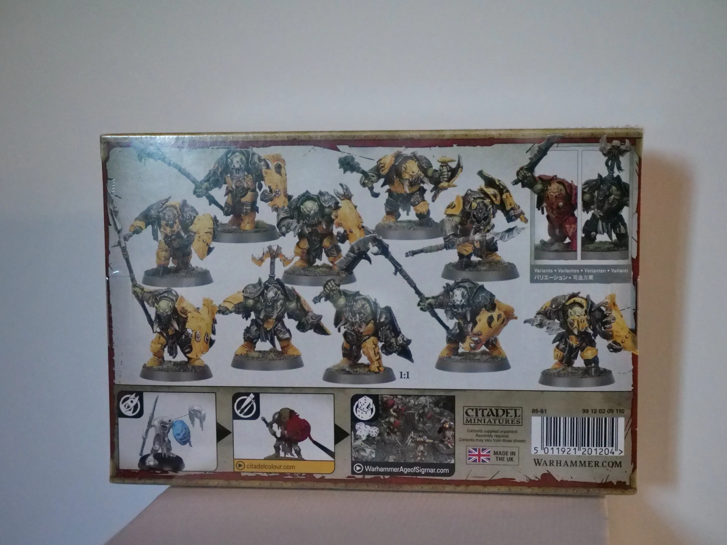 Warhammer: Age of Sigmar Orruk Ardboys