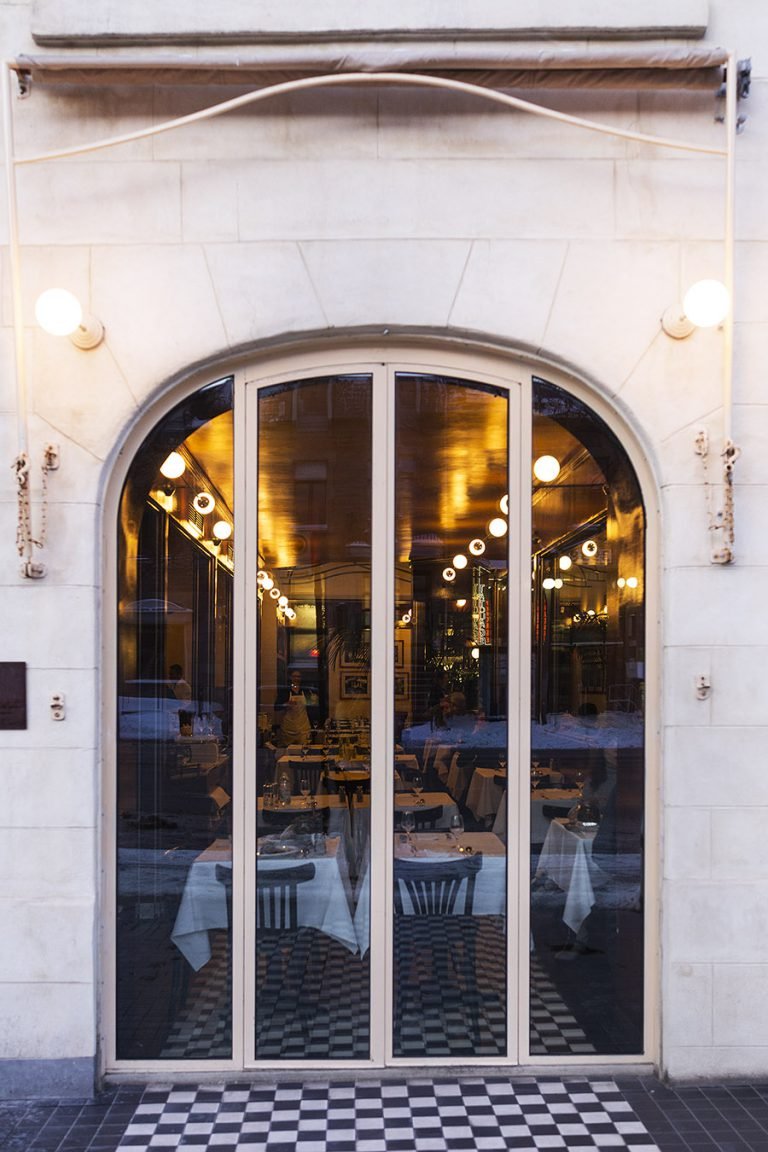 Montreal's Restaurant L'Express | Devour by Lidija