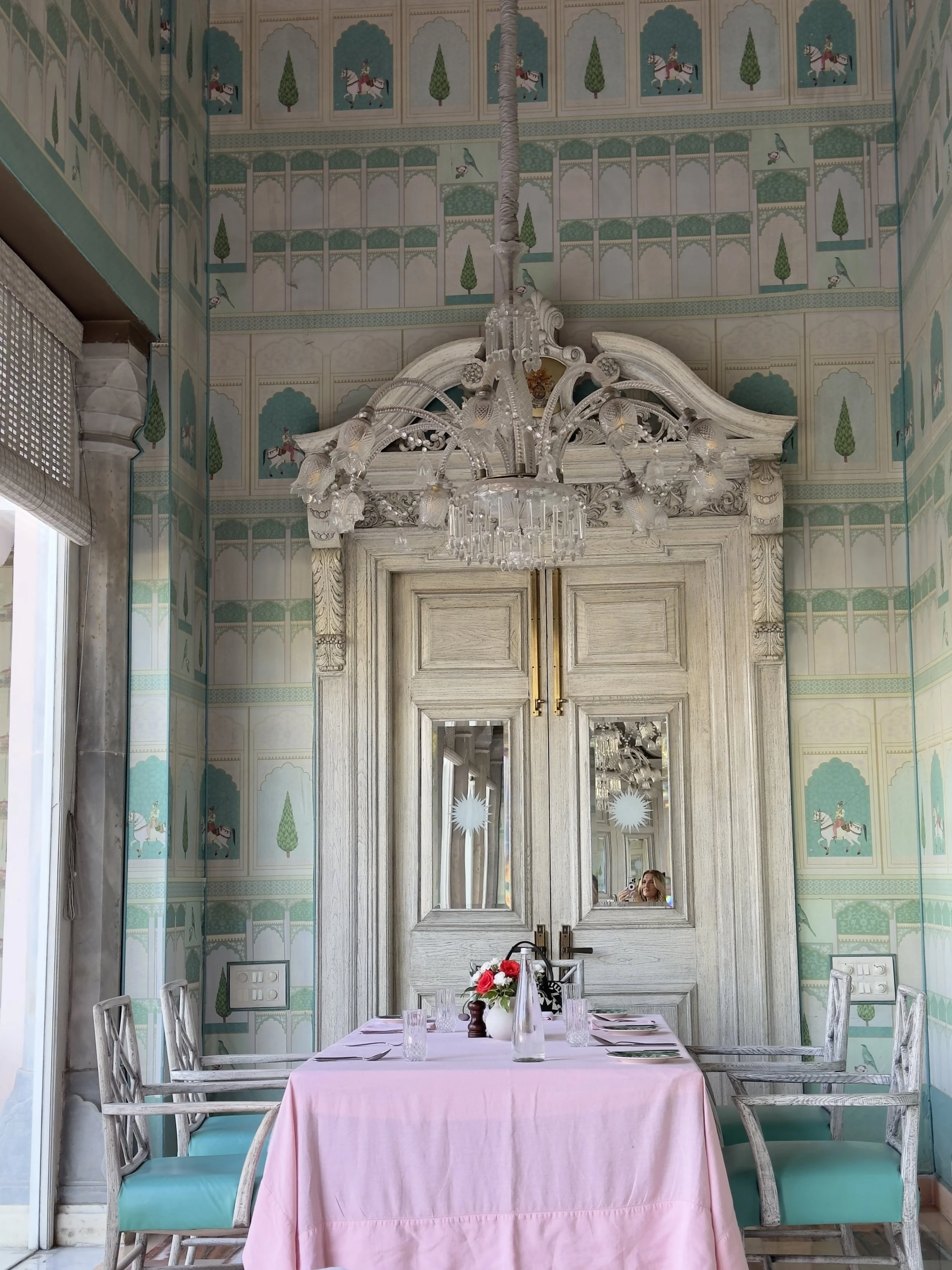 Rambagh palace hotel jaipur-5.jpg