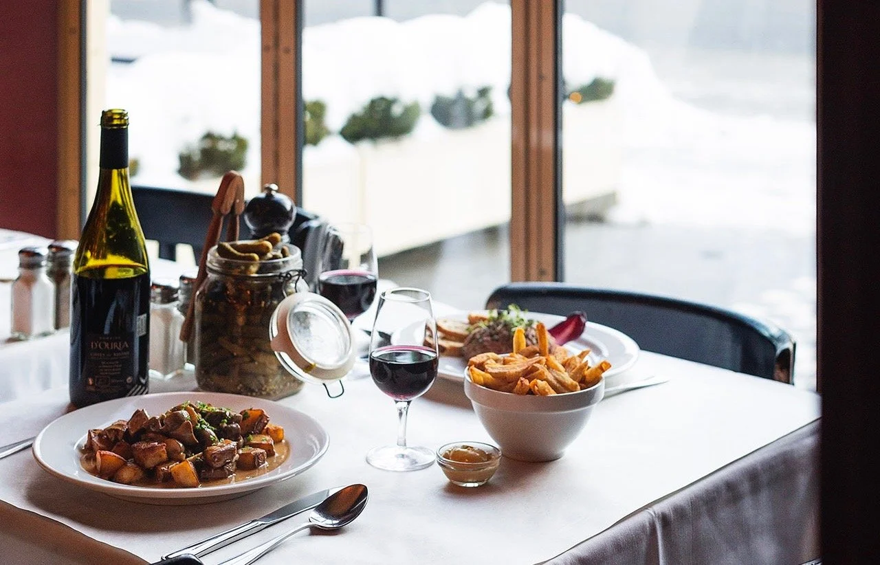 Montreal's Restaurant L'Express | Devour by Lidija