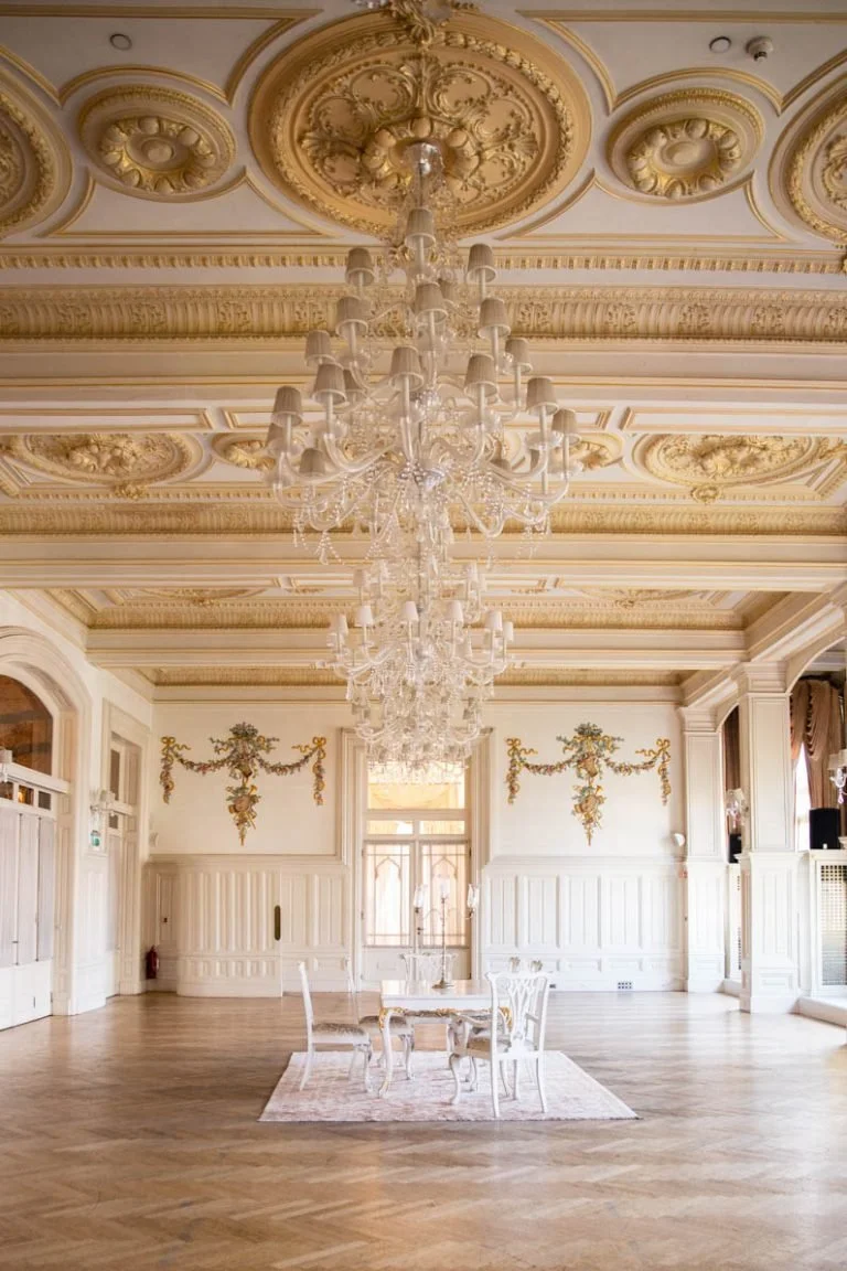 pera palace hotel grand ballroom_lidija abu ghazaleh.jpg