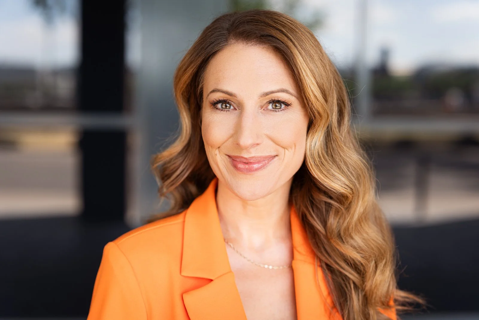 Mara_Bergmann_Portrait00001.jpg