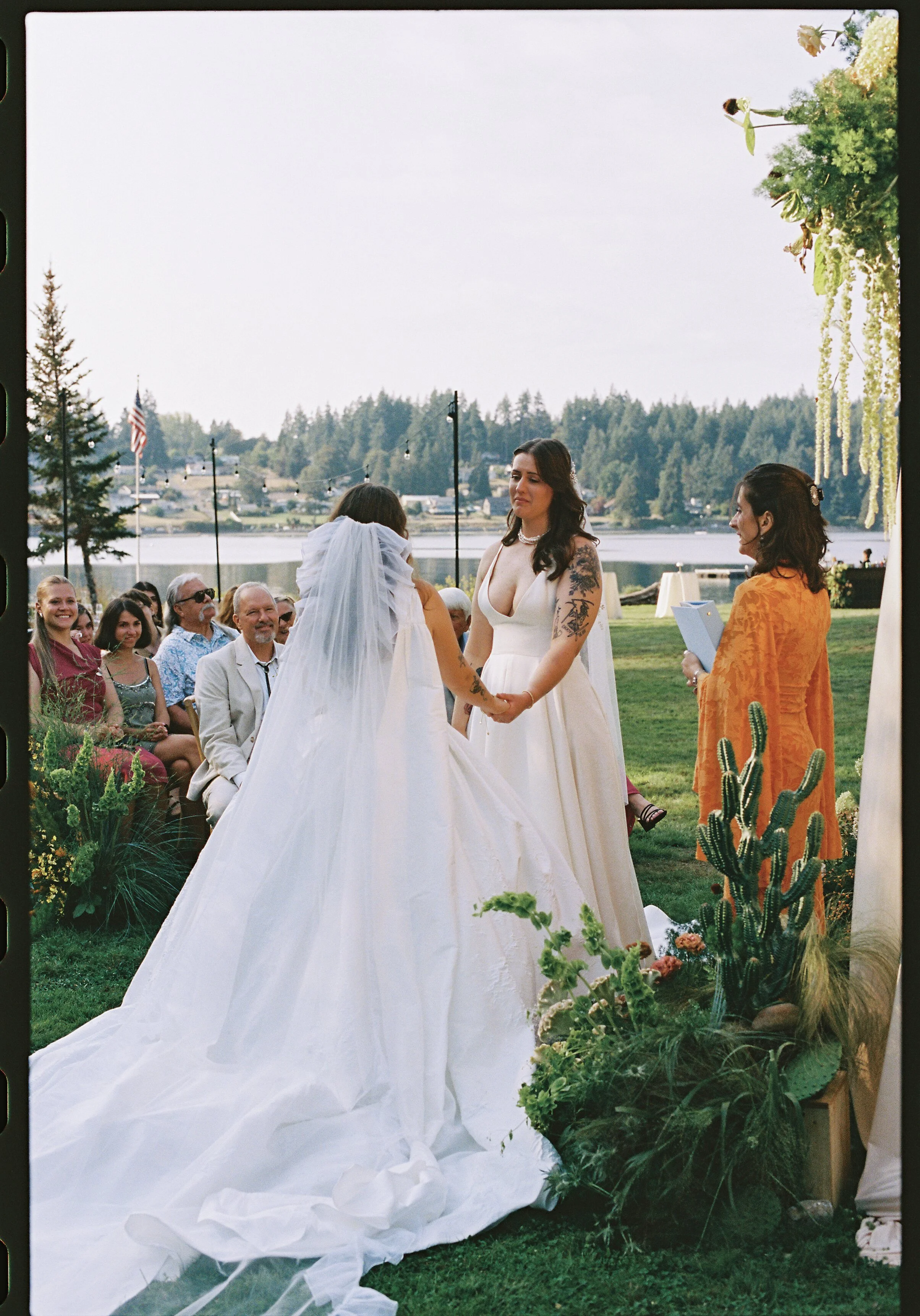 32- 99913108-114327.jpg