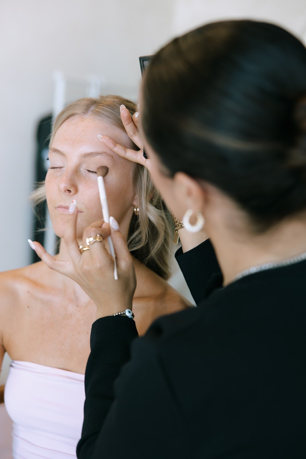 How to Choose the Right Hair & Makeup Artist for Your Arizona Wedding