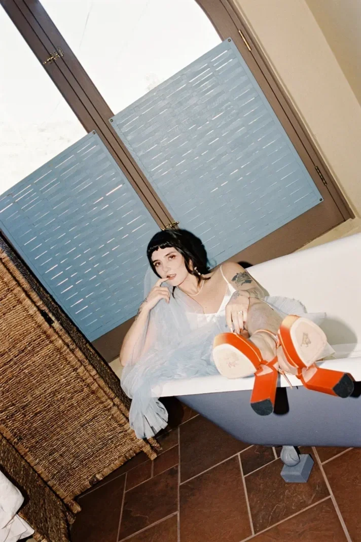 Refined Messiness - The Little Daisy