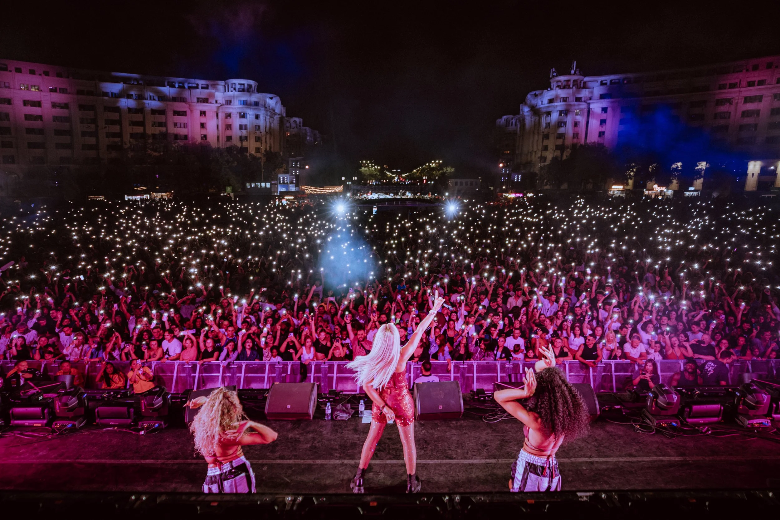 EVE Headlines the Gumball 3000 concert in Bucharest with a custom light show, video mapping projections and screen content