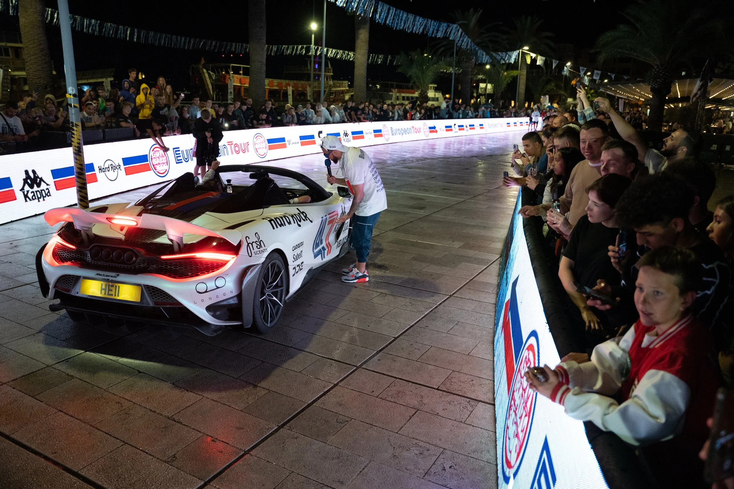 Car arrivals in Porto Montenegro