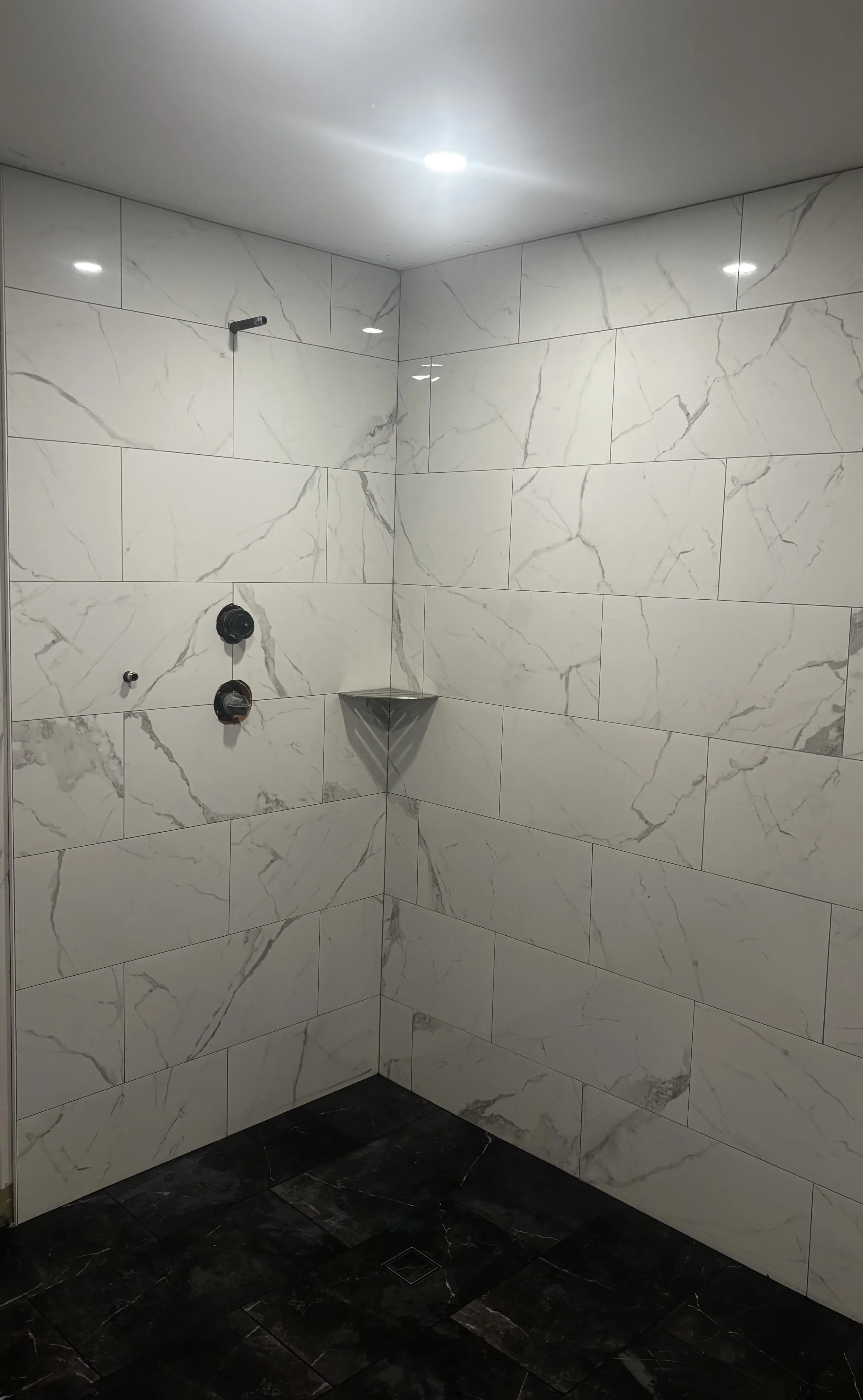 Trusted bathroom tile contractor delivering professional shower tile, floor tile, and custom bathroom installations with lasting quality.