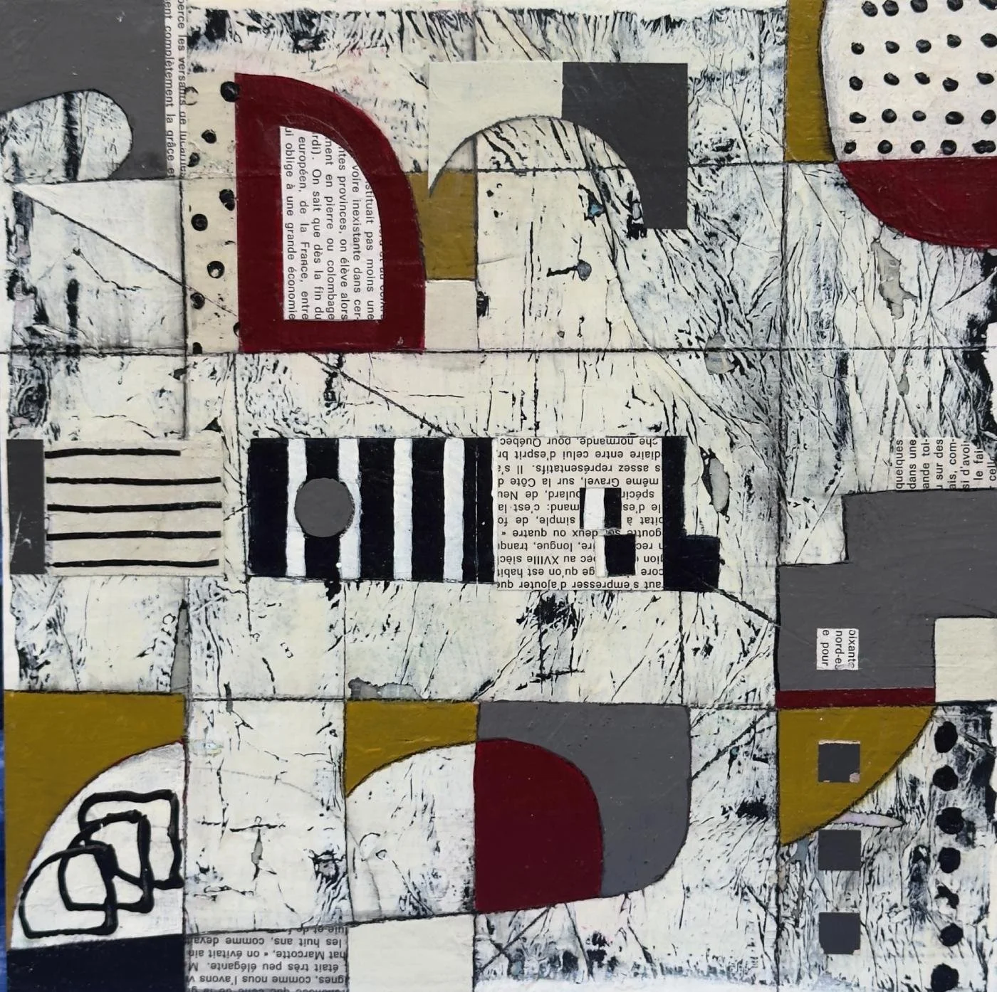 Peinture abstraite en technique mixte sur panneau de bois, structure temporaire et agencement évolutif.