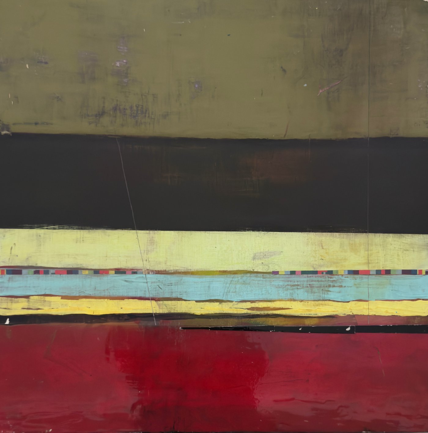 Peinture abstraite contemporaine de Josée Larocque composée de bandes horizontales rouge, noir, bleu pâle et kaki avec textures et superpositions de matière.