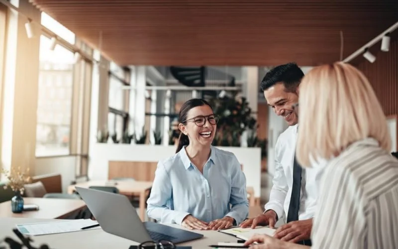 4 Benefits to Virtual Assistants Working Alongside Your Existing Team