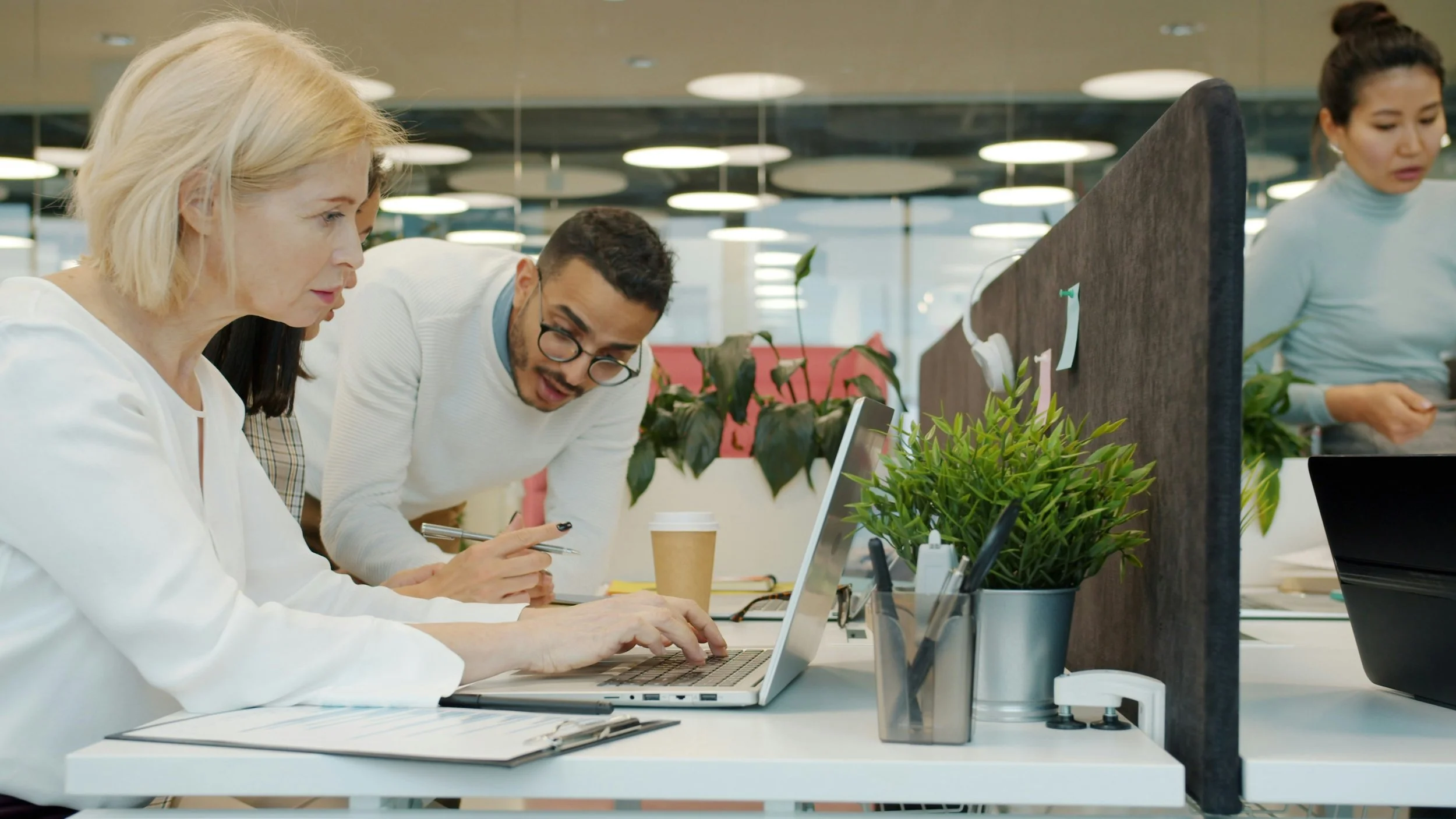 Why Hive Minds Works So Well for Corporate Businesses
