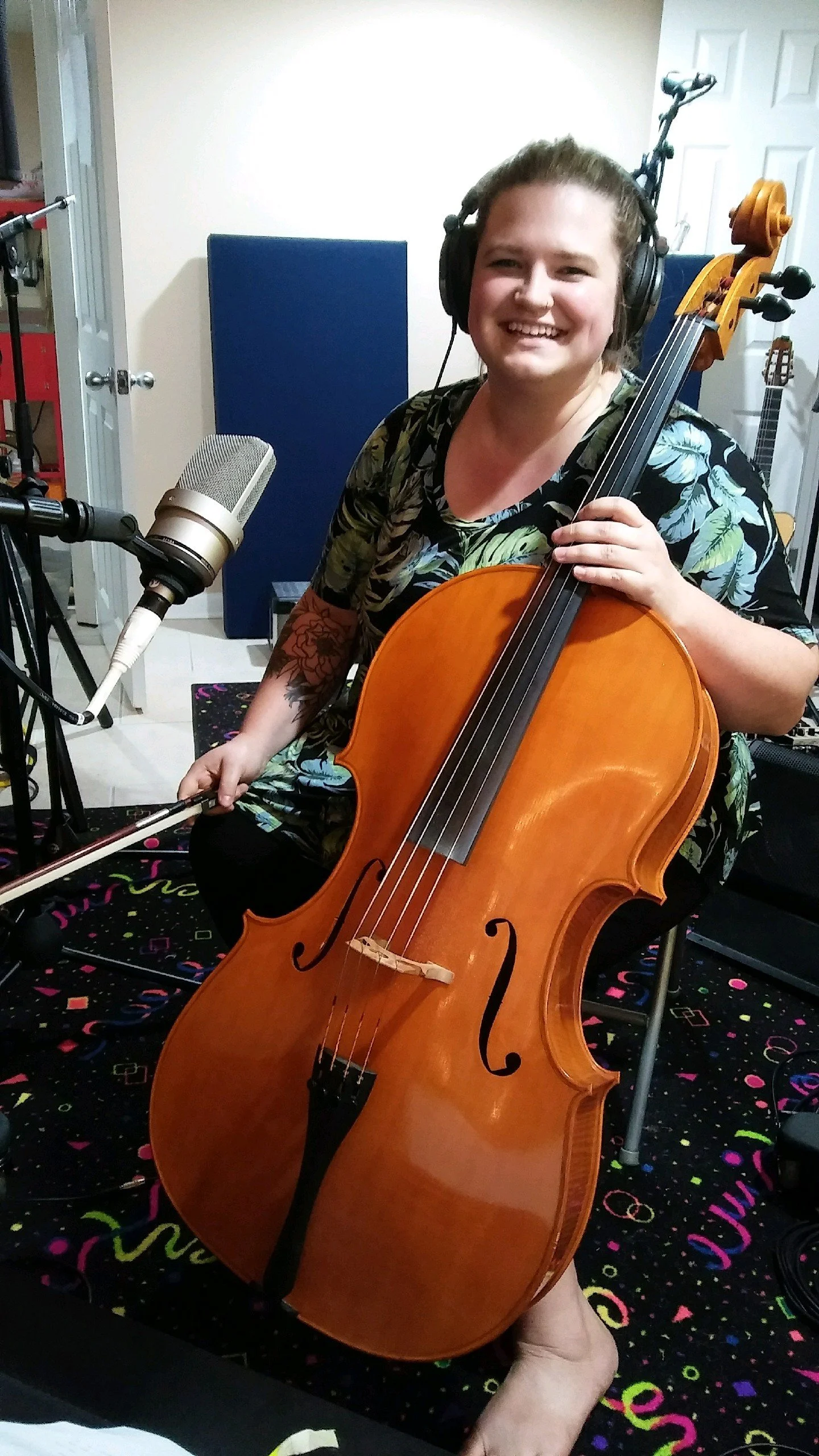 Emily Ann Peterson with cello.JPG