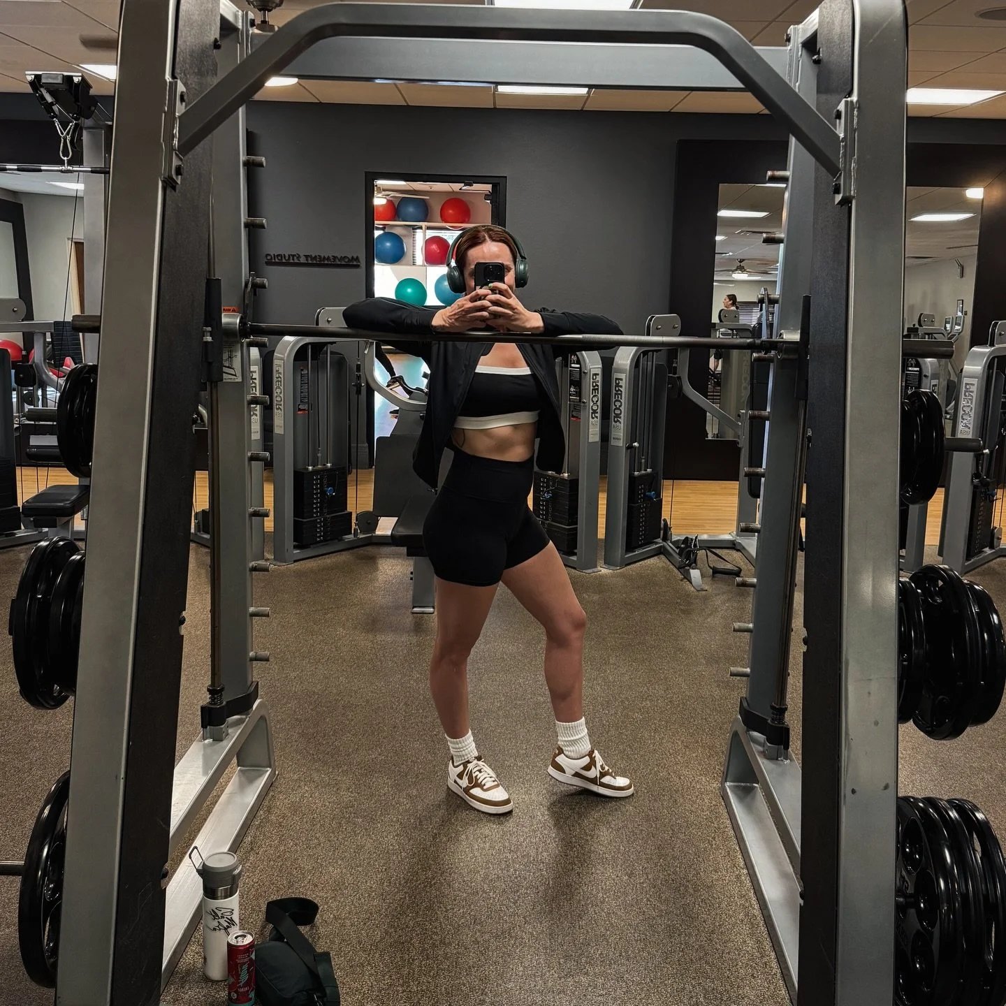 I remember thinking, &ldquo;When I have that kind of body&hellip; then I&rsquo;ll be happy.&rdquo;

But here&rsquo;s the truth no one tells you: how you look isn&rsquo;t actually the issue.

I workout 5&ndash;6 times a week. I do cardio every time. A