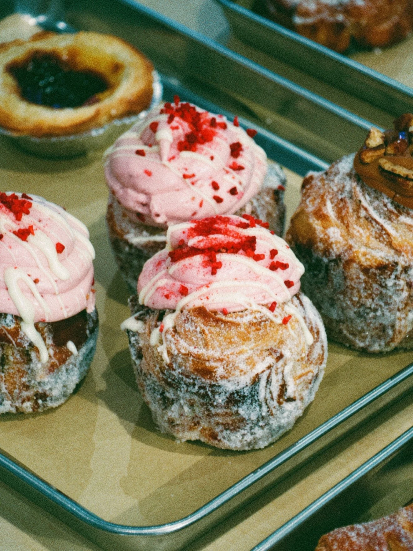 POV: you only popped in for a coffee&hellip;
and somehow left with all of the pastries you &ldquo;definitely didn&rsquo;t need&rdquo; 😭

Fresh cinnamon buns, cookies, brownies, pistachio cruffins, iced buns and way too many dangerous choices waiting