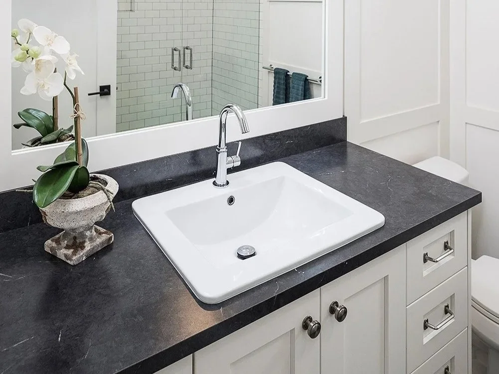 custom-home-Chilliwack-AdamsRoad-Bathroom4_4.jpg