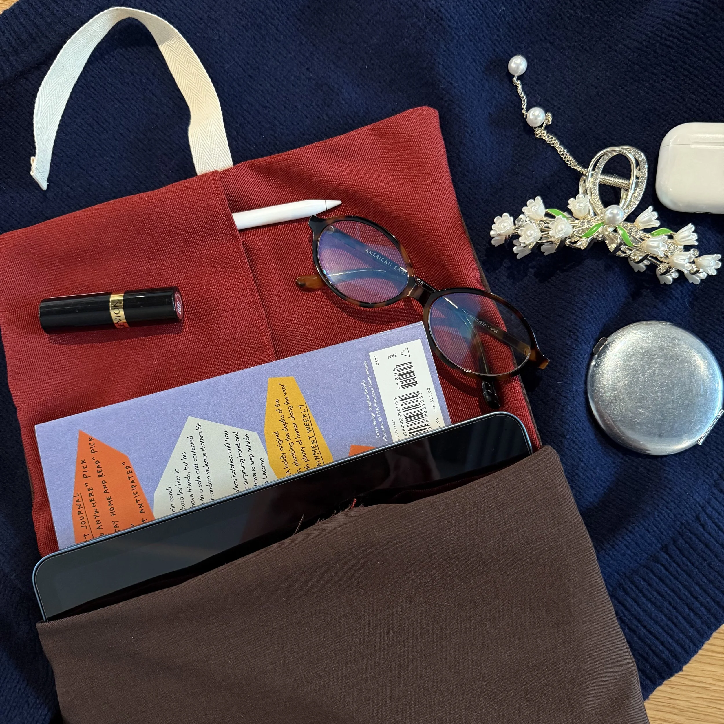 Chocolate Strawberry Book Pouch ( Valentines Exclusive )