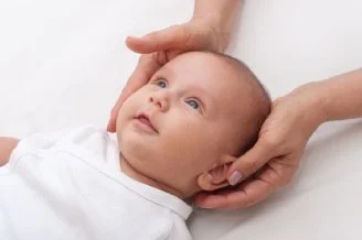 Infant Osteopathy: Understanding Your Baby’s Signals &amp; Supporting Early Development