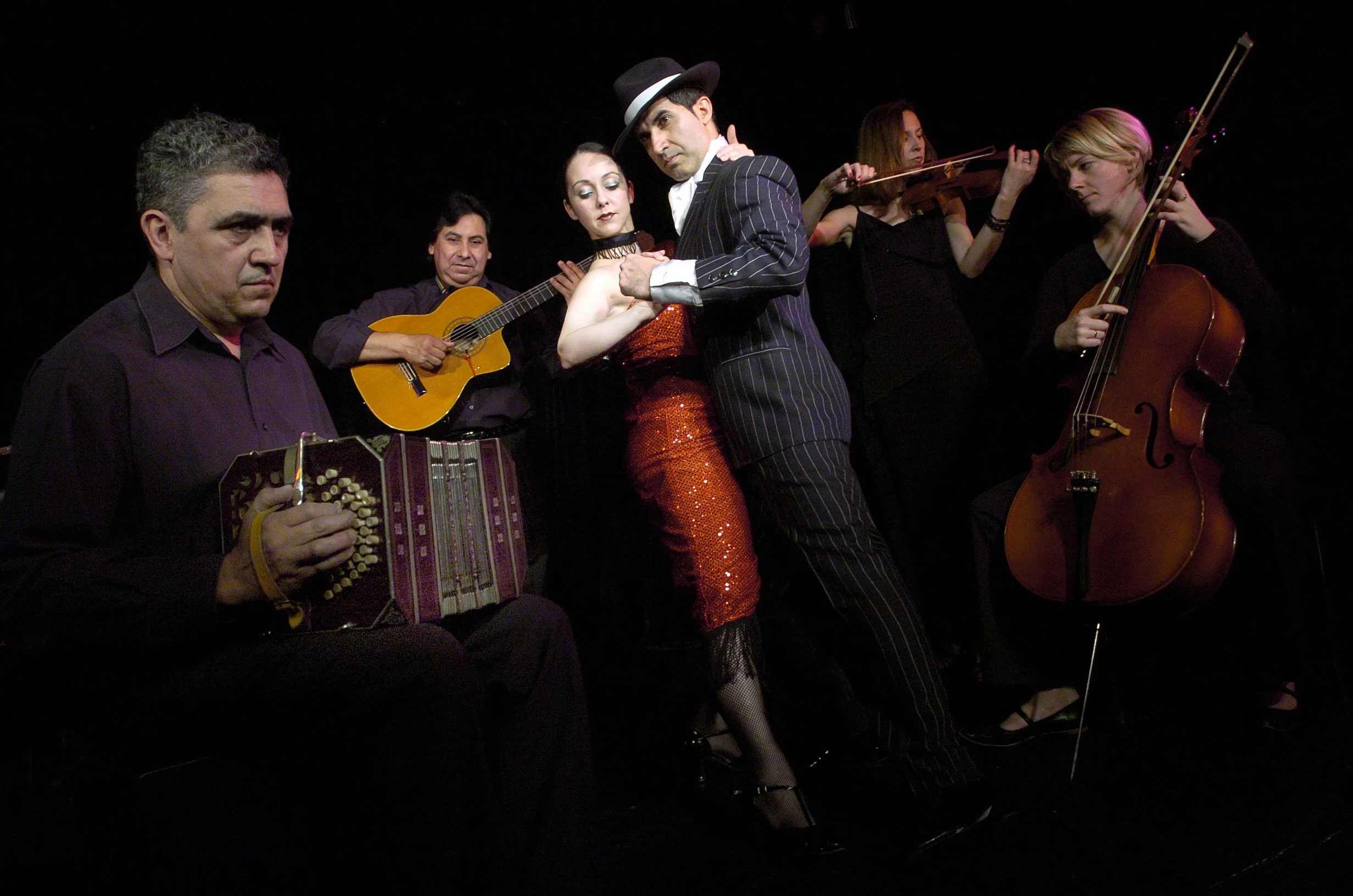 MR tango dancers 04.jpg