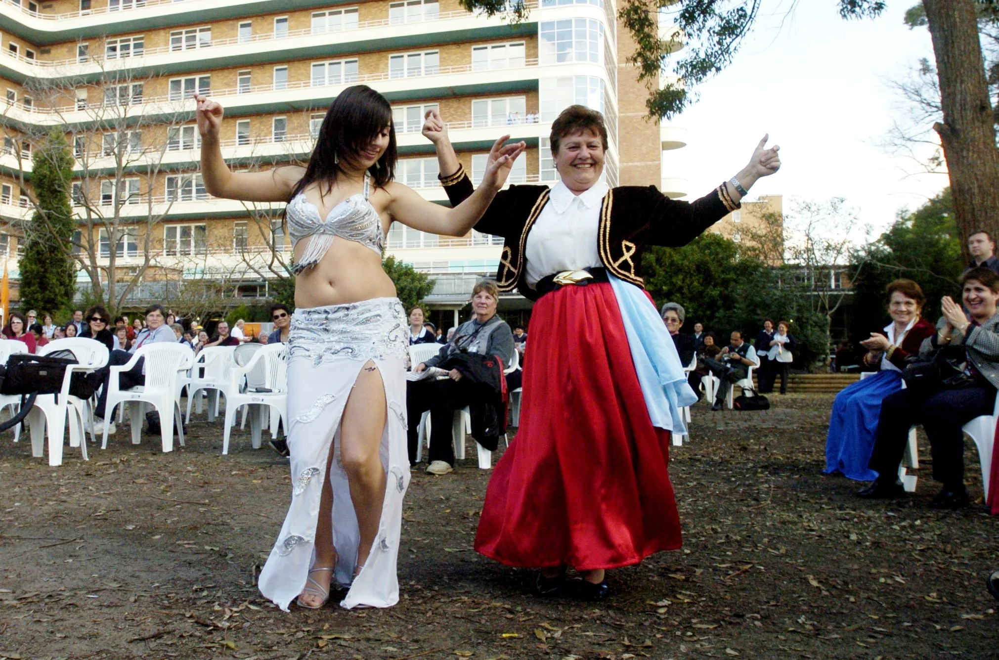 MR belly dancer 05.jpg