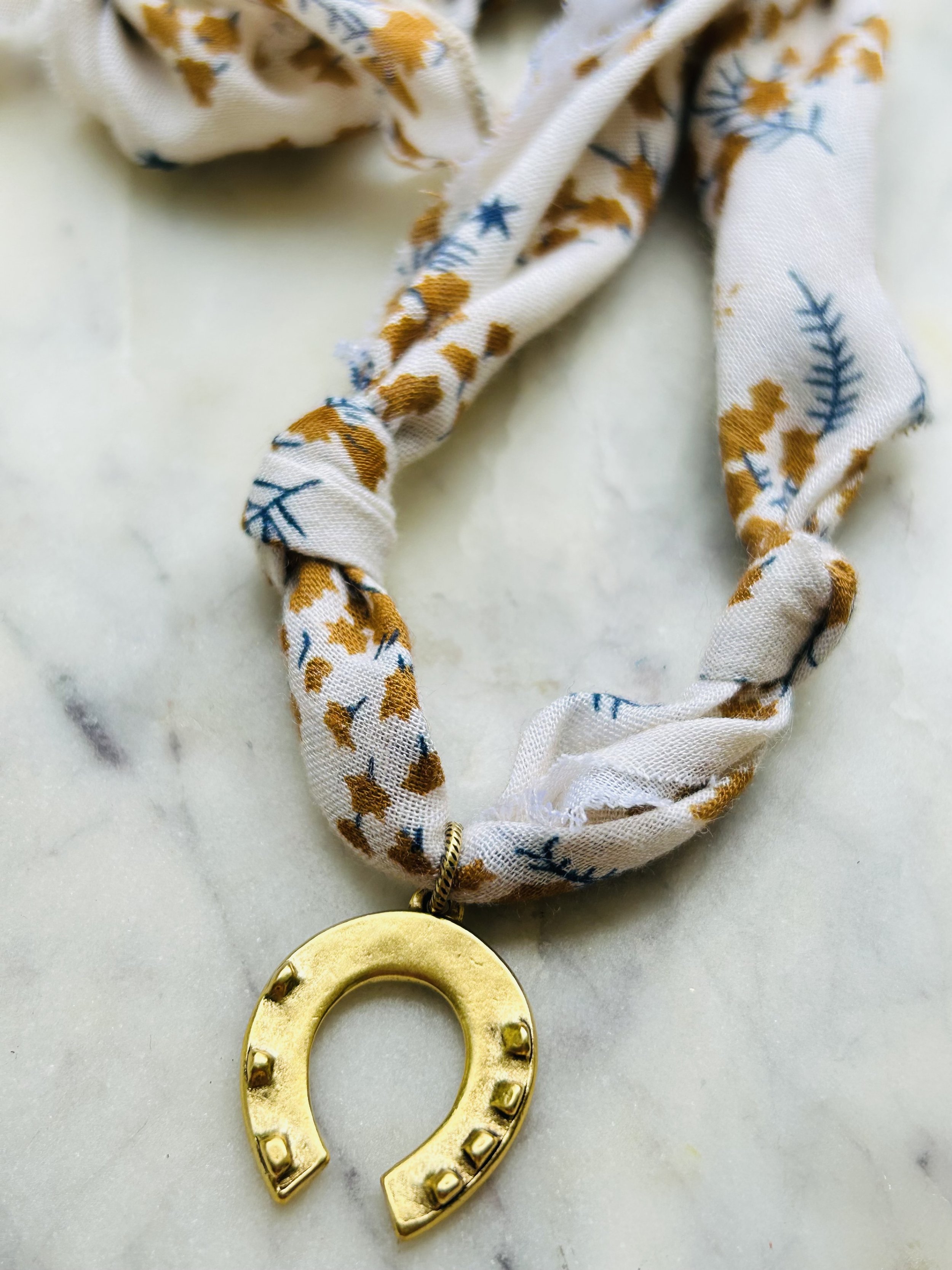 Ivory/wheat colored Bandana Necklace with Gold Horseshoe Charm