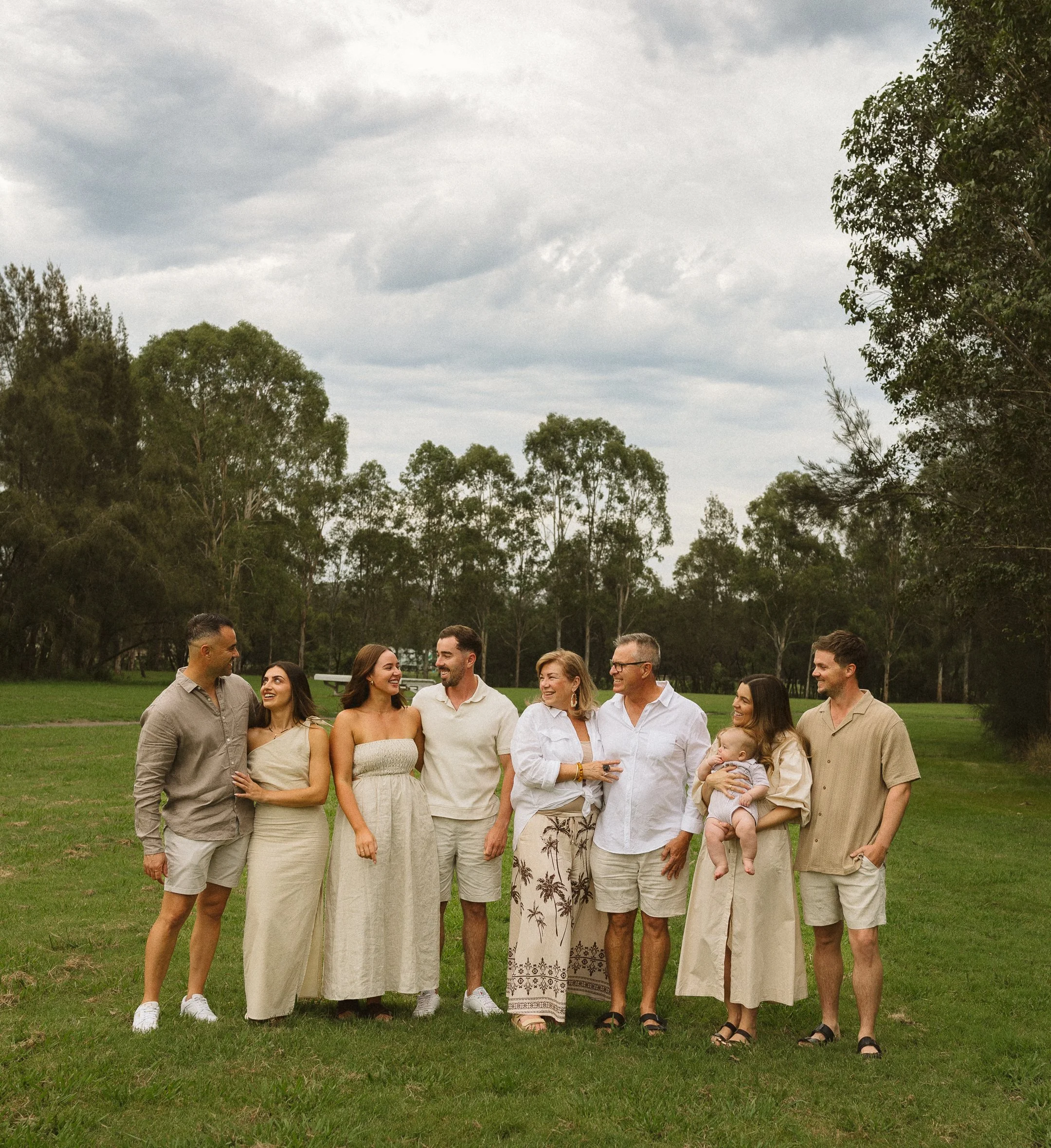 fun-extended-family-photographer-sydney-south-coast-captured-by-rhe (5).jpg