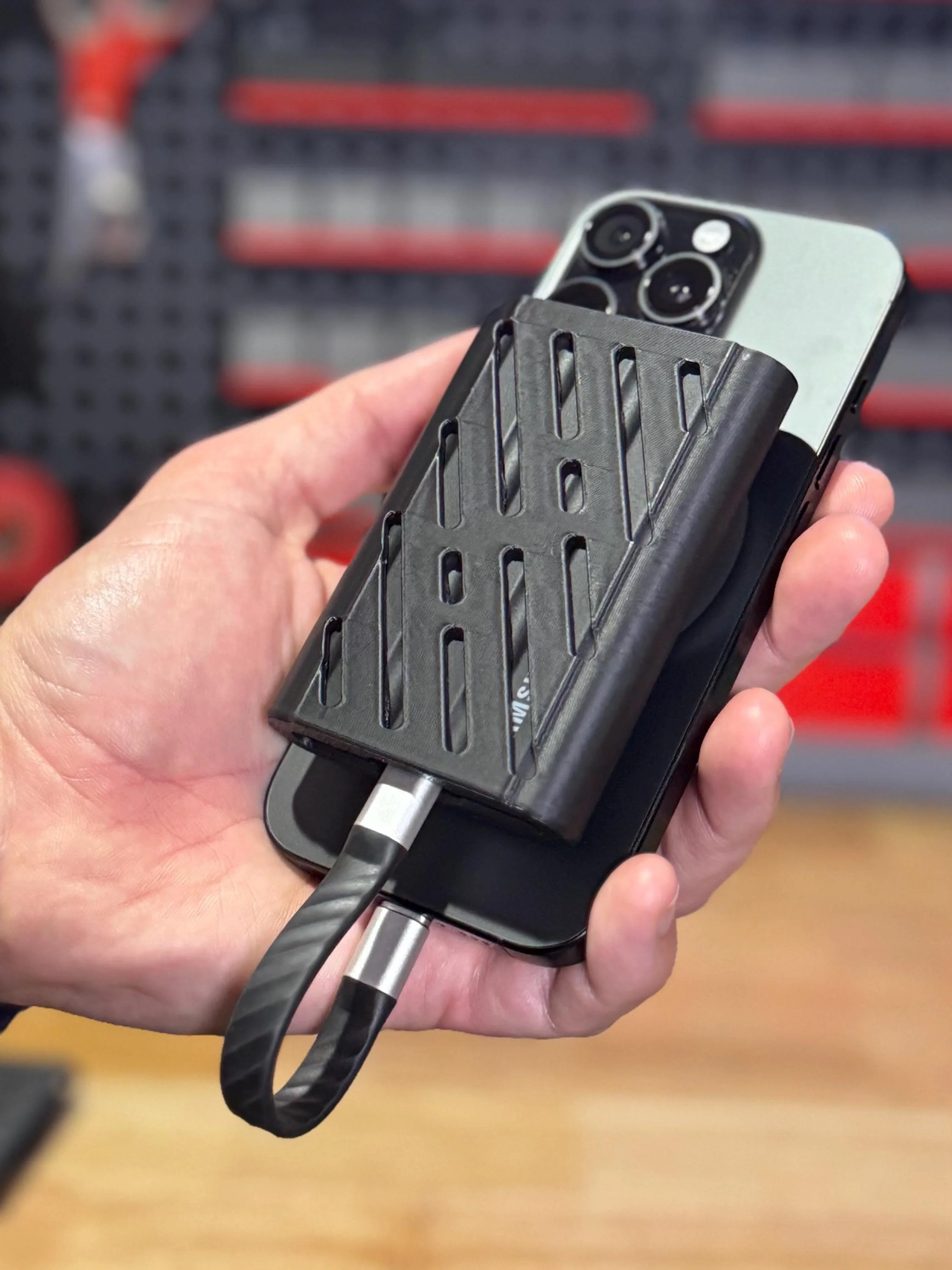 MagSafe SSD Holder for Samsung T5, T7 & T7 Shield – iPhone Video Recording Mount