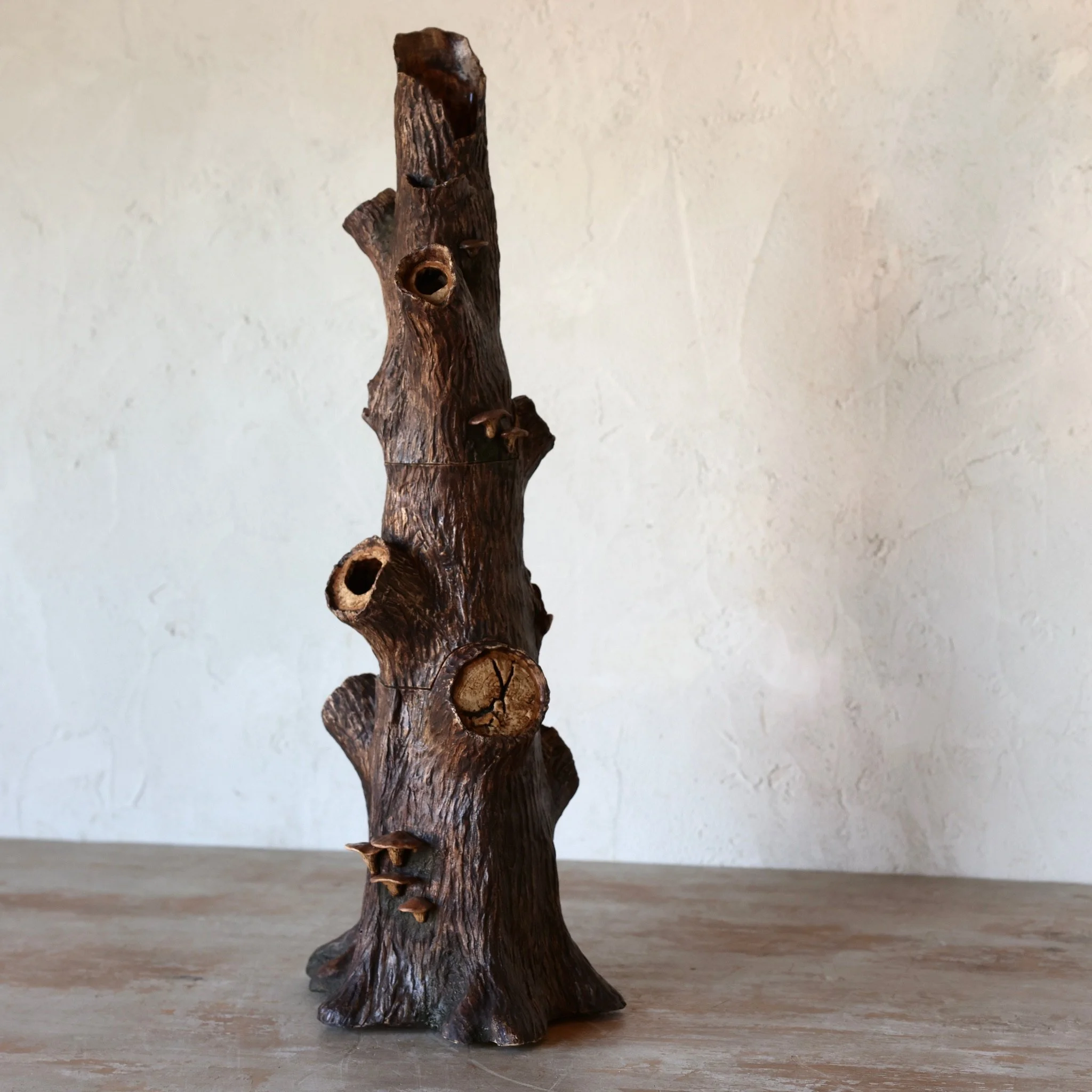 Faux Bark Three Piece Tulipiere