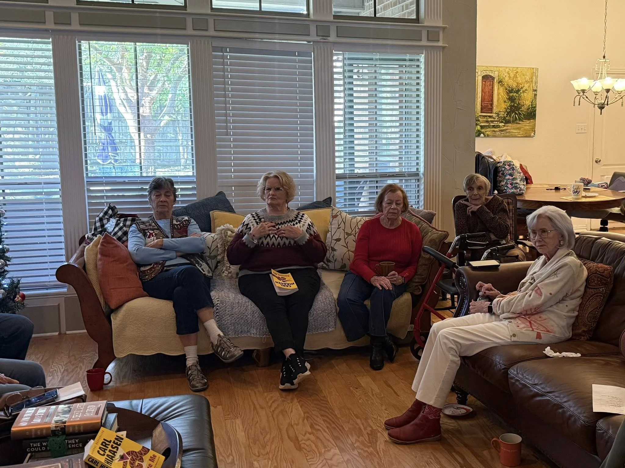 Squeeze Me by Carl Hiaasen_Dec_25c.jpg