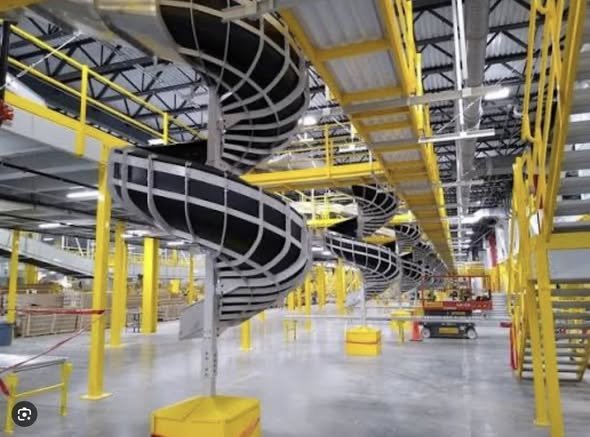 Gadabouts tour Amazon Fulfillment Center_1.jpg