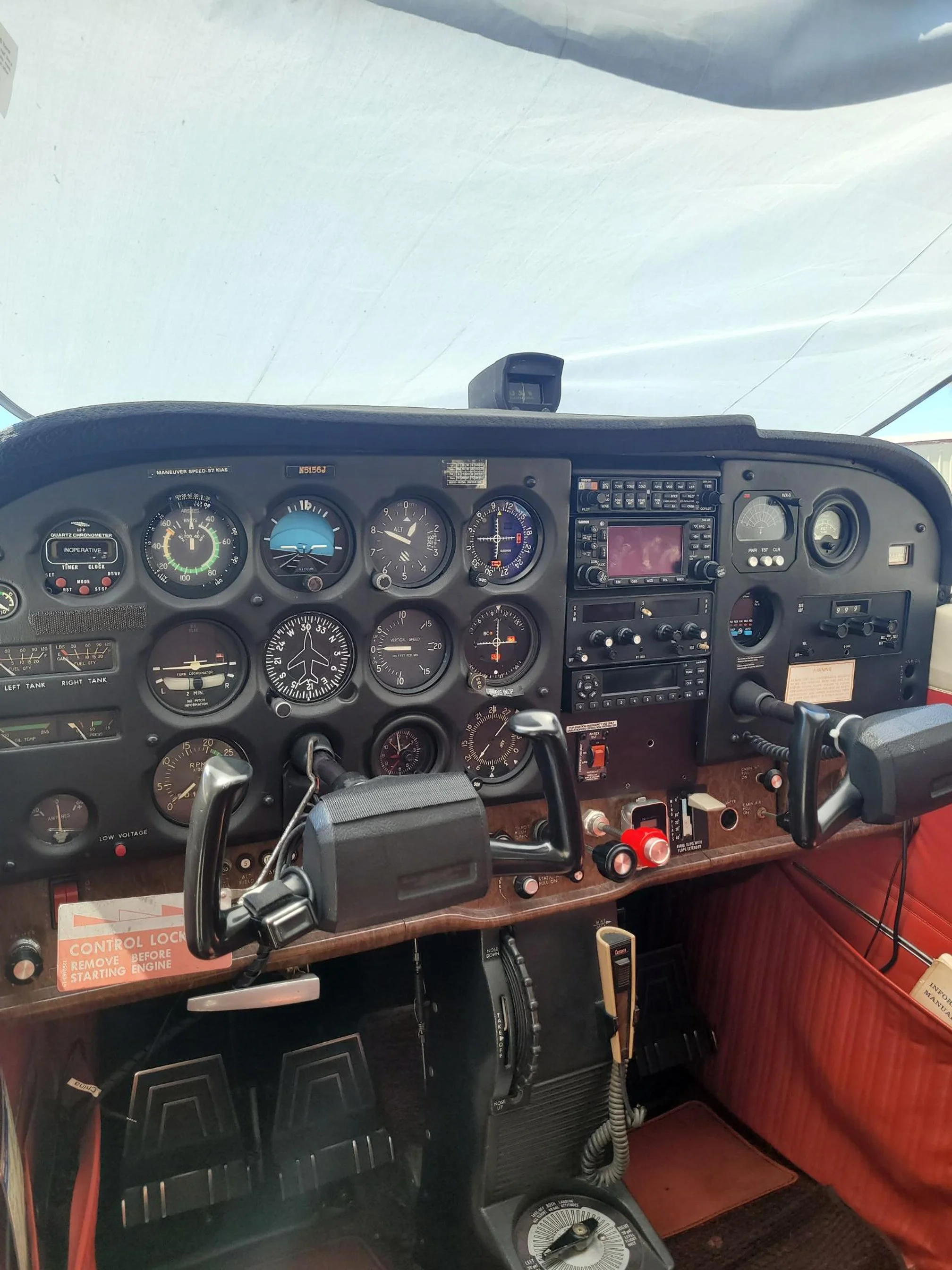 Cessna 172N Cockpit Panel