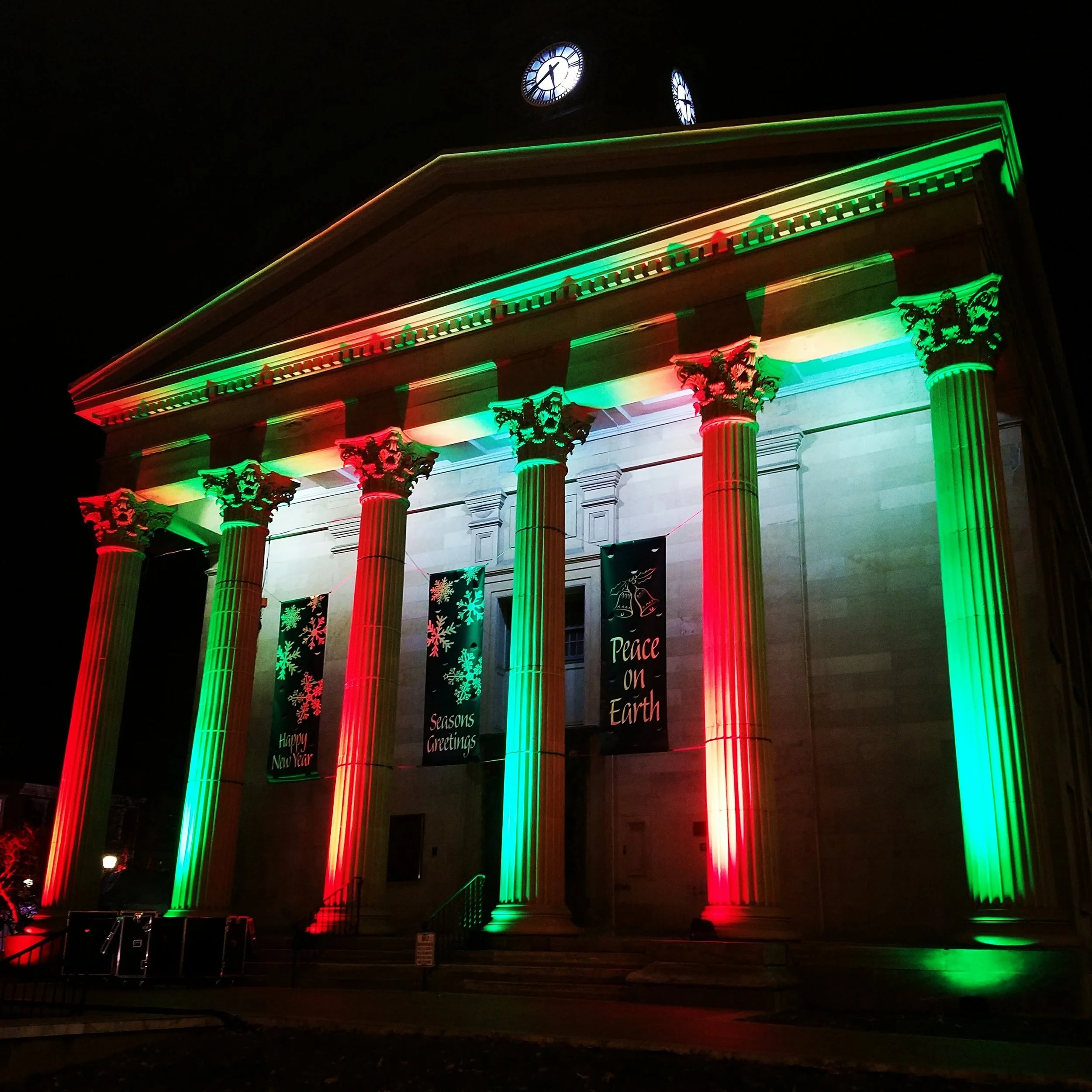 Festive Pillars 8x10